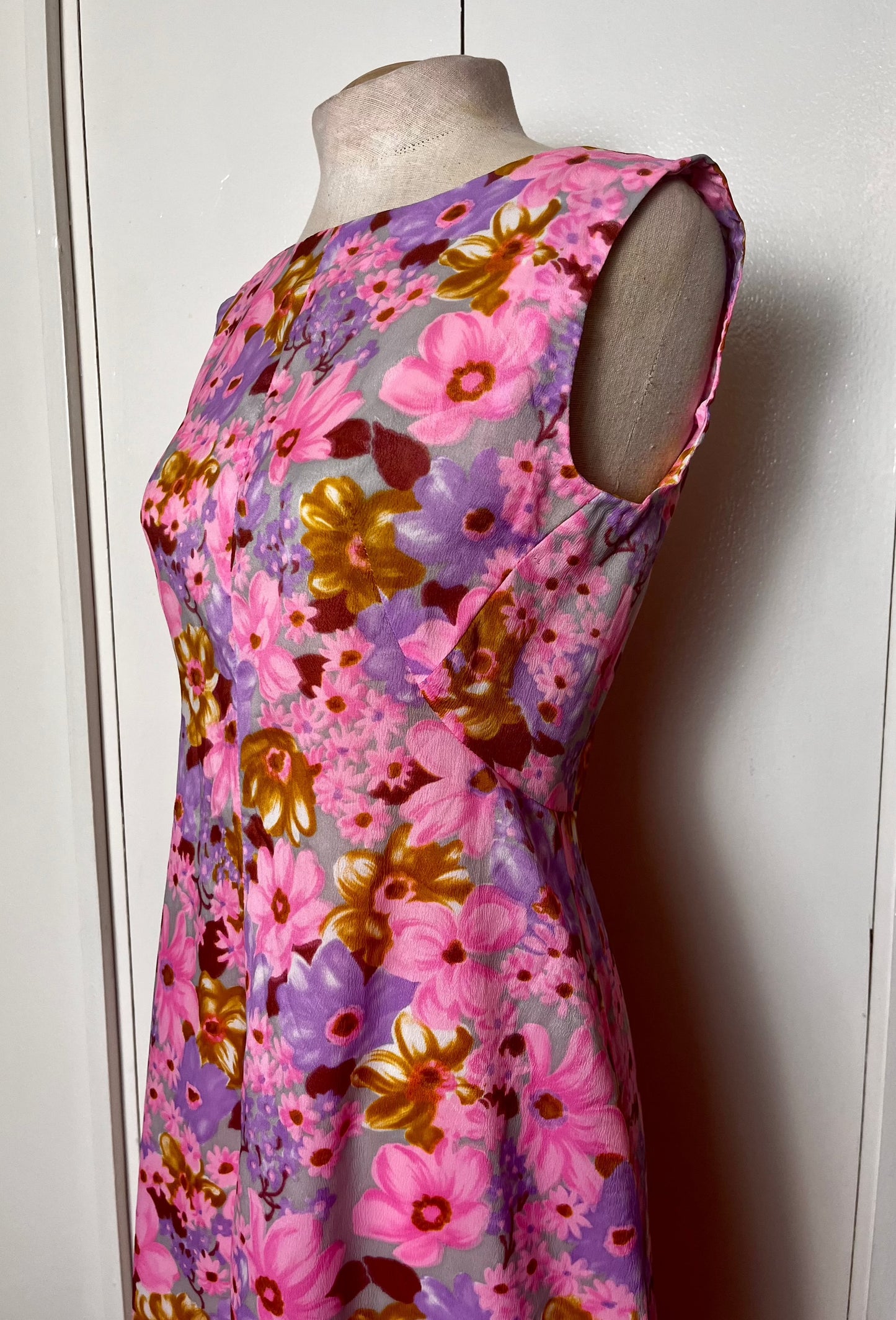 Vintage 1970's "Home-sewn" Pink Floral Dress