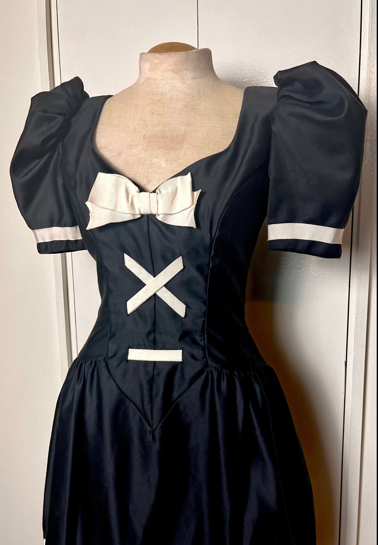 Vintage 1980's "Victor Costa" Black Bow Corset Dress