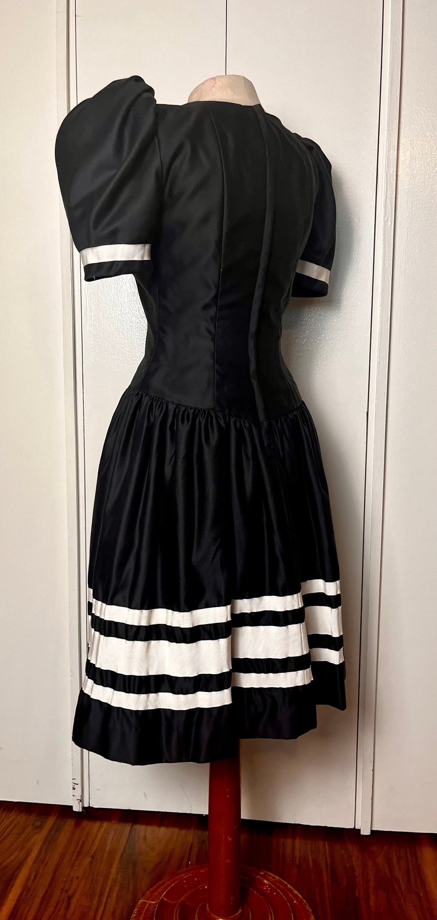 Vintage 1980's "Victor Costa" Black Bow Corset Dress