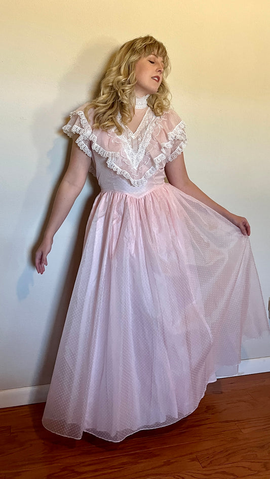 Vintage 1980’s "Gunne Sax by Jessica McClintock" Light Pink Swiss Dot & Lace Ballgown