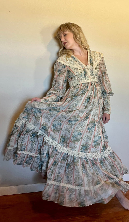 Vintage 1970’s Gunne Sax by Jessica McClintock Blue, Pink & Ivory Floral & Lace Long Sleeve Maxi Dress
