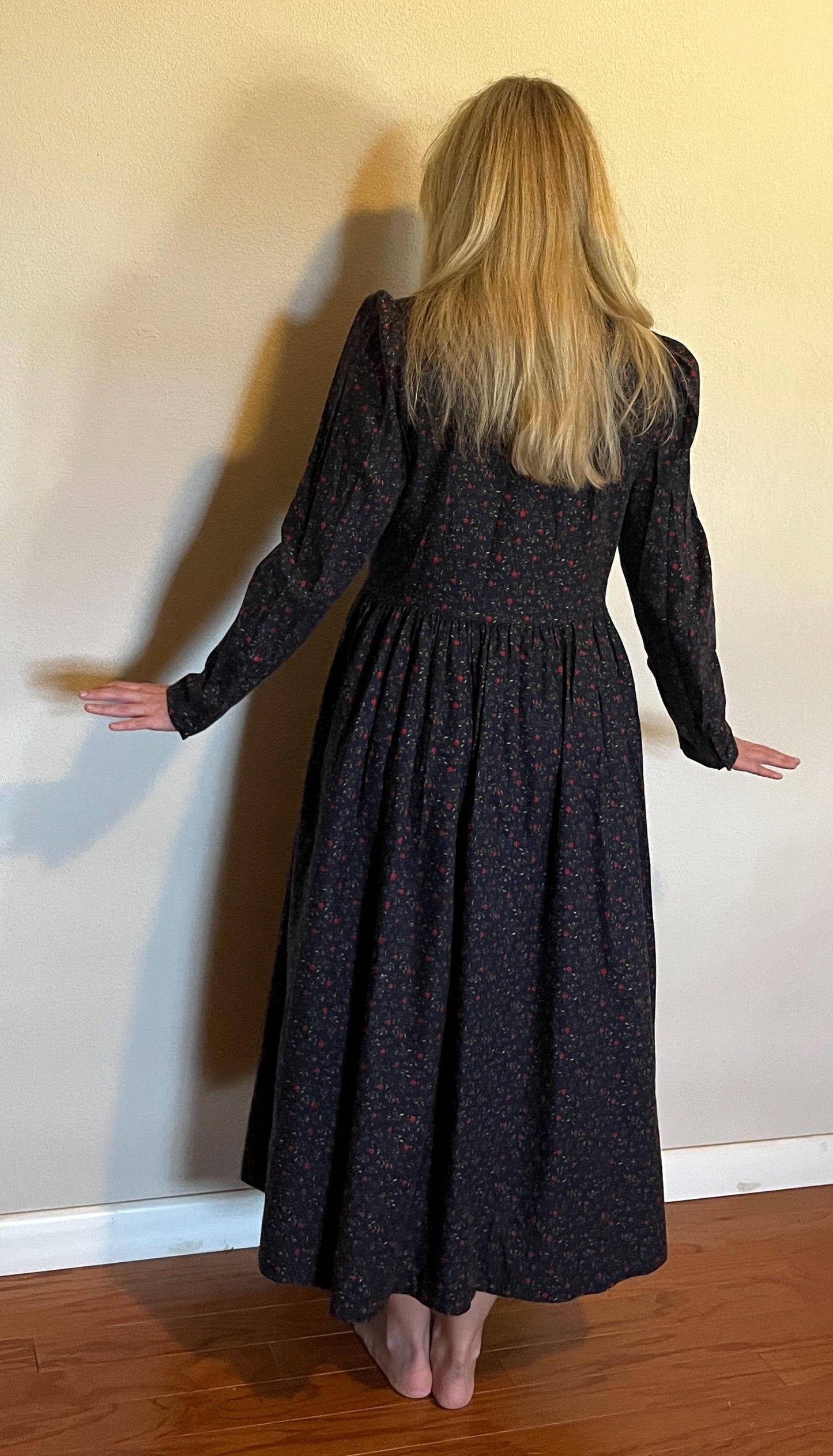Vintage 1980's "Laura Ashley" Apple-Print Long Sleeve Dress