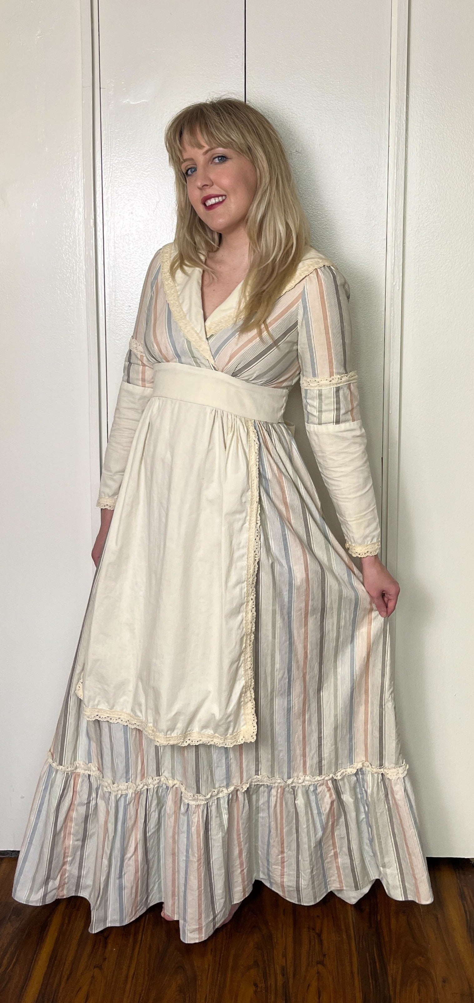 Vintage 1970's Gunne Sax by Jessica McClintock (Bicentennial Collection) Apron-Front Long Sleeve Maxi Dress Vintage 1970's Gunne Sax by Jessica McClintock (Bicentennial Collection) Apron-Front Long Sleeve Maxi Dress