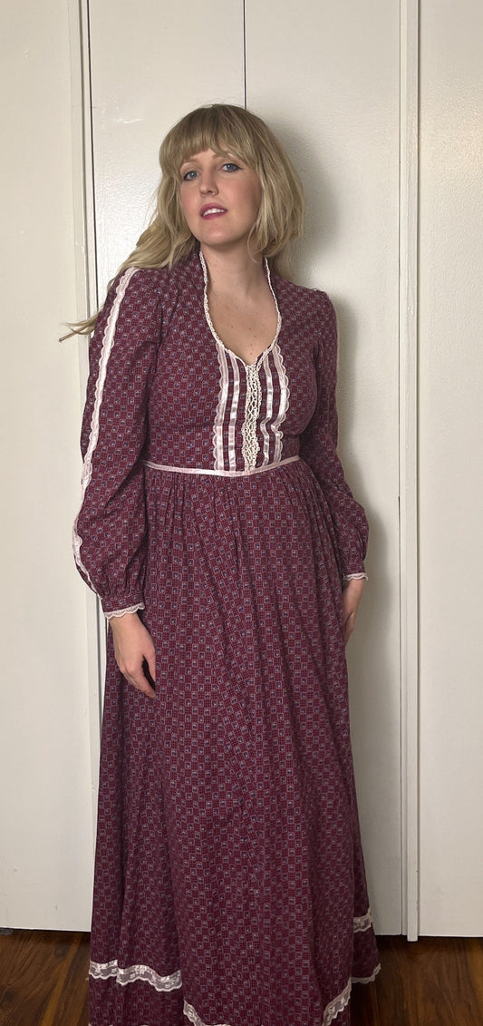 Vintage 1970's "Gunne Sax by Jessica McClintock" Burgundy-Red Long Sleeve Maxi Dress