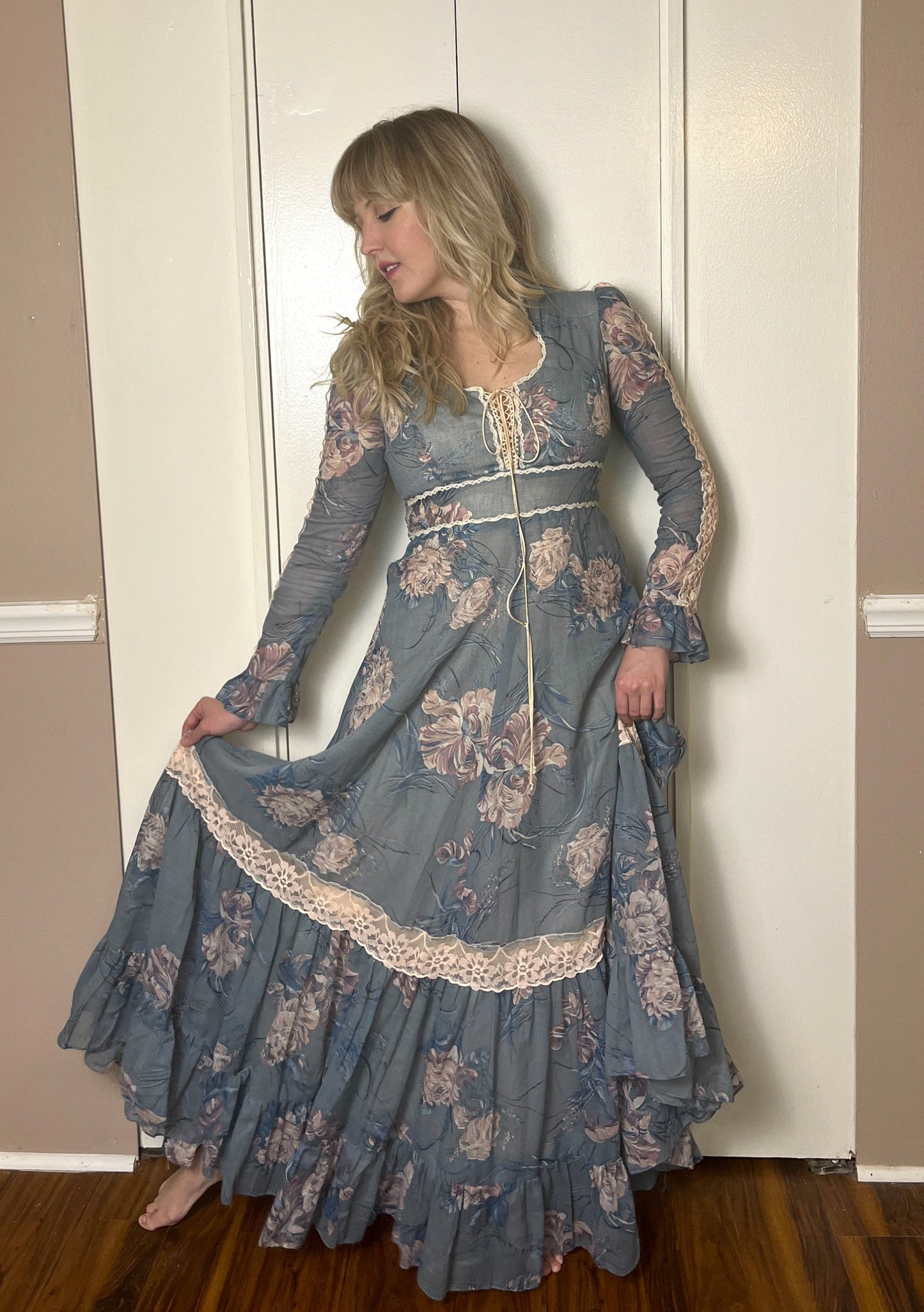 Vintage 1970's "Gunne Sax by Jessica McClintock" Blue Floral Long Sleeve Maxi Dress