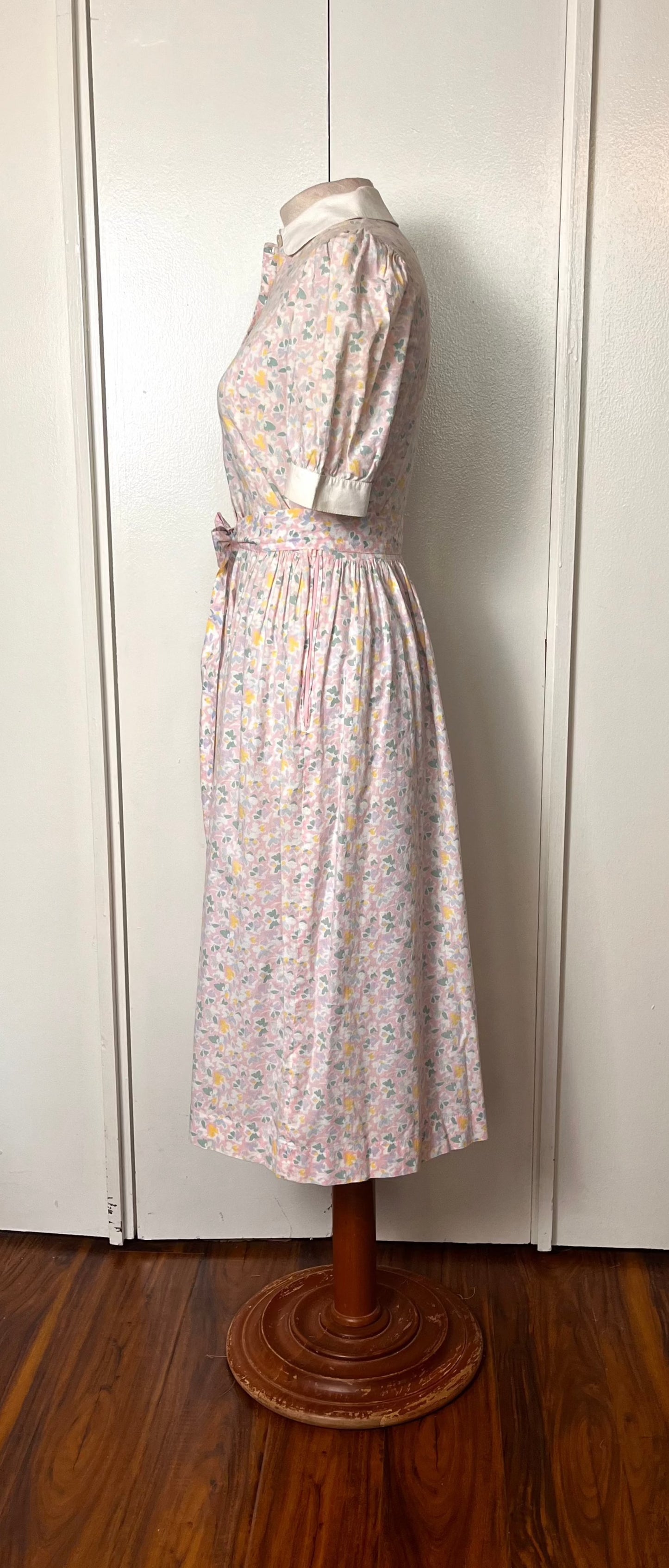 Vintage 1980's "Laura Ashley" Collared Light Pink Floral Dress w/ Belt