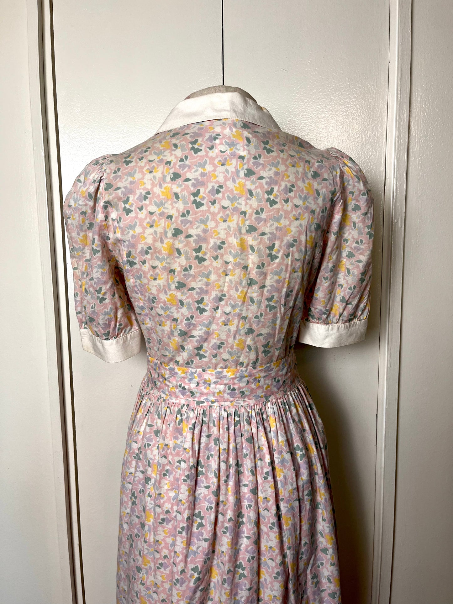 Vintage 1980's "Laura Ashley" Collared Light Pink Floral Dress w/ Belt