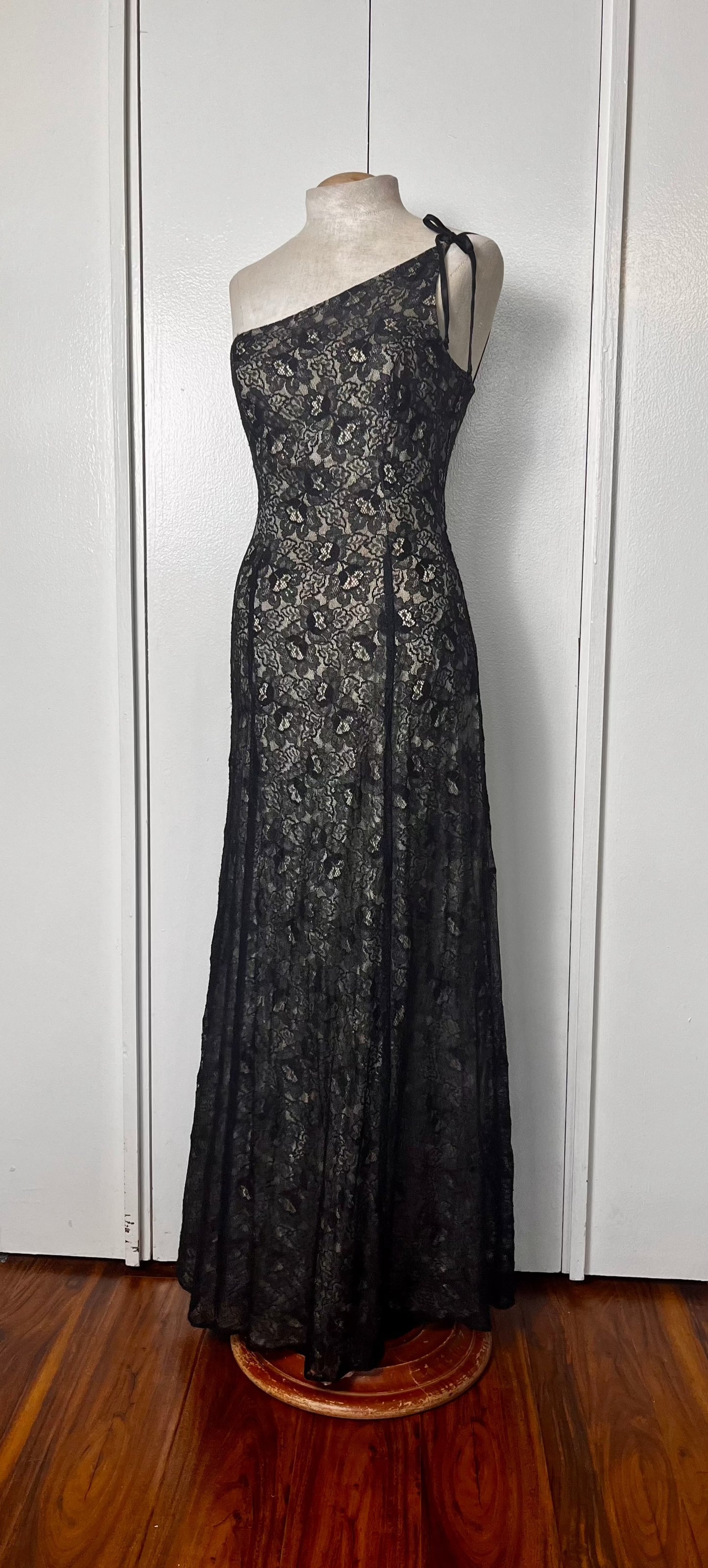 Vintage 1990's "Roberta" Black Lace One Shoulder Maxi Dress (Flawed)