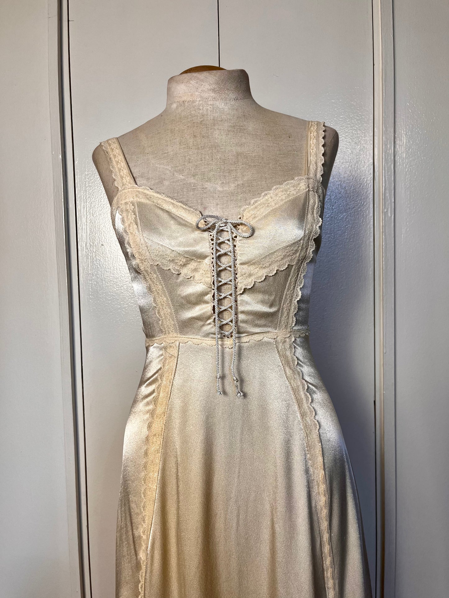 Vintage 1970's "Gunne Sax by Jessica McClintock" Ivory Satin-Crepe Maxi Sundress