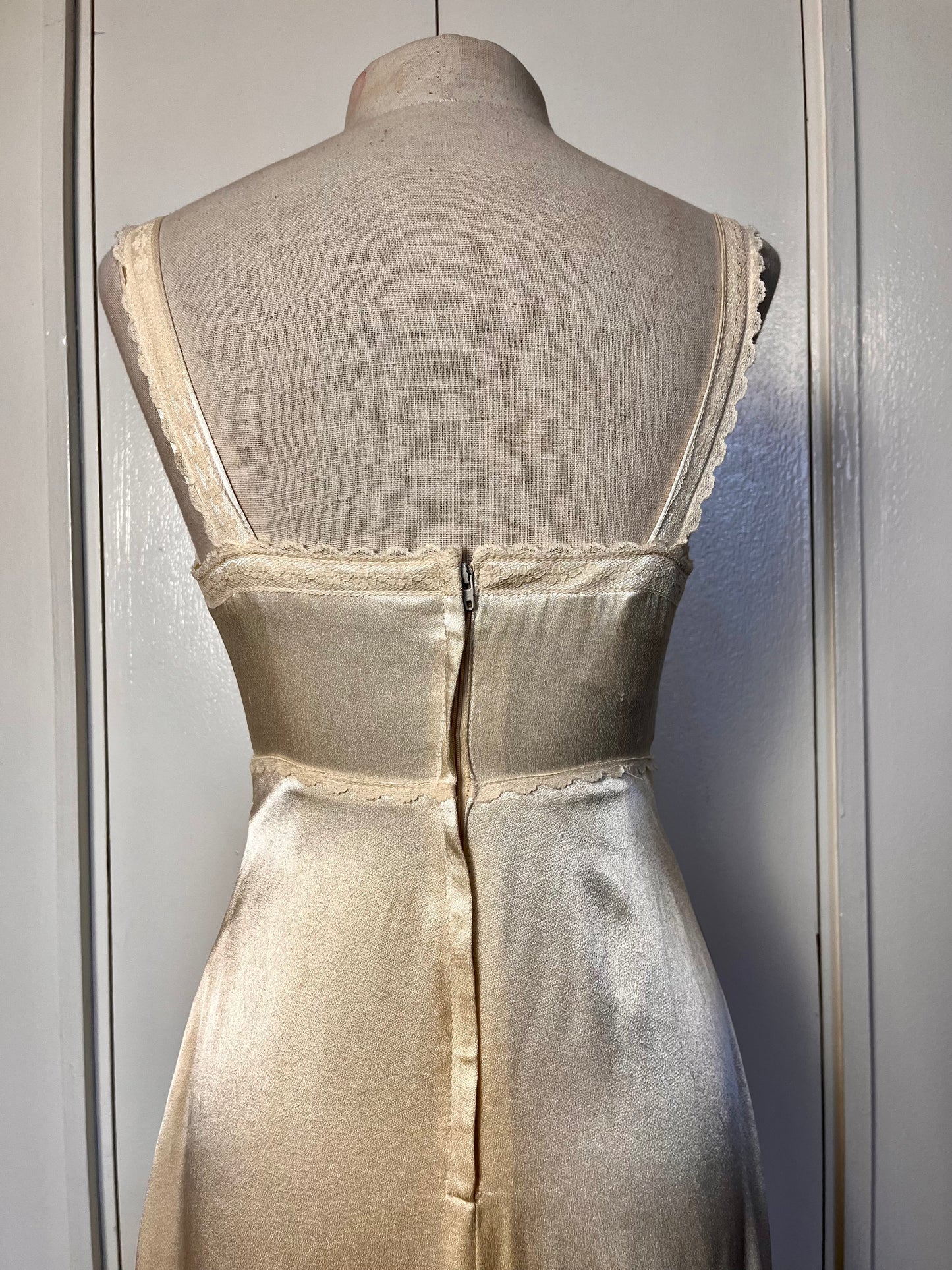 Vintage 1970's "Gunne Sax by Jessica McClintock" Ivory Satin-Crepe Maxi Sundress