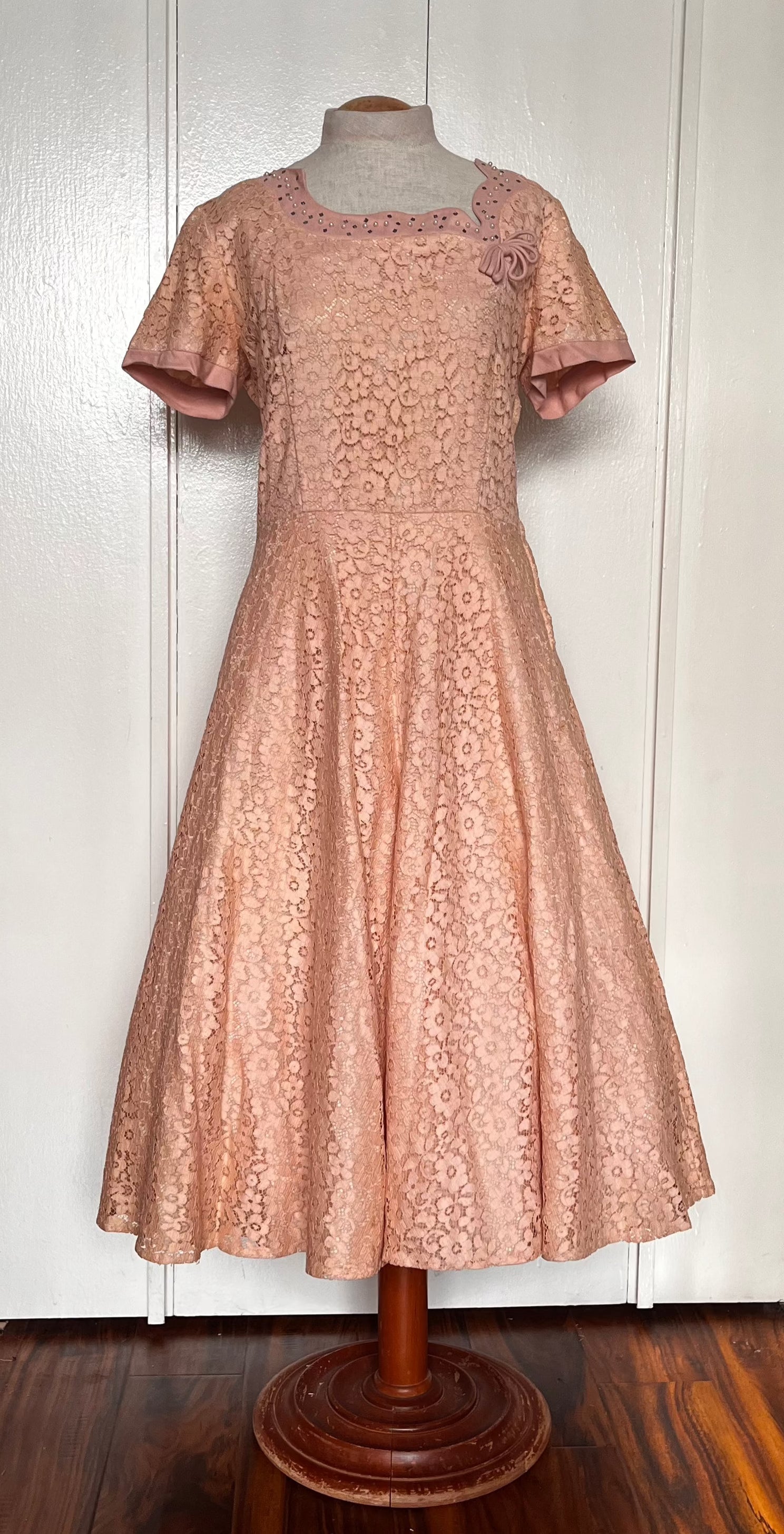 Vintage 1950's Salmon-Pink Lace and Sequin Embellished Fit n Flare Dress Vintage 1950's Salmon-Pink Lace and Sequin Embellished Fit n Flare Dress