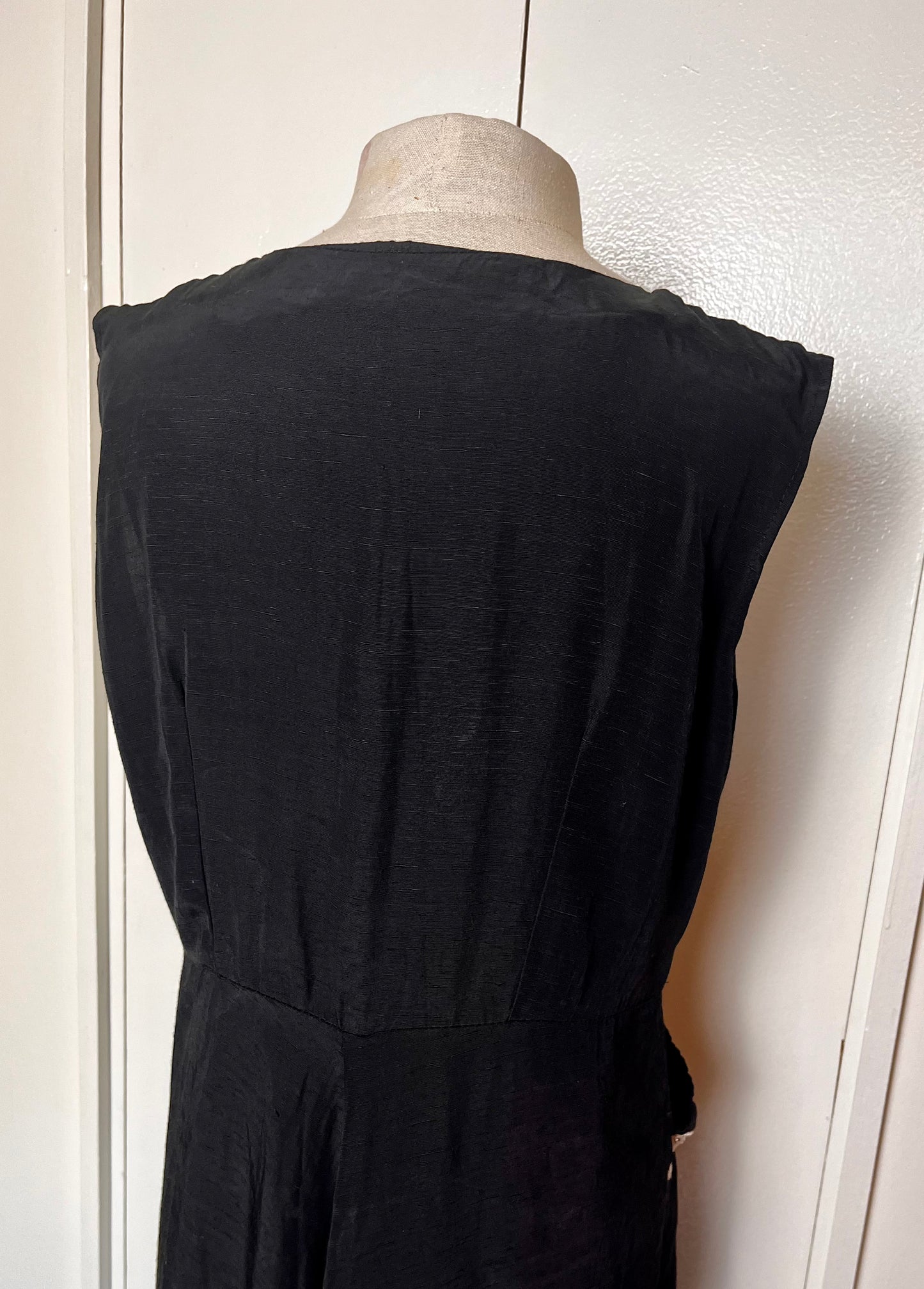 Vintage 1950's Black Sleeveless Embellished Scoop Neckline Midi Dress