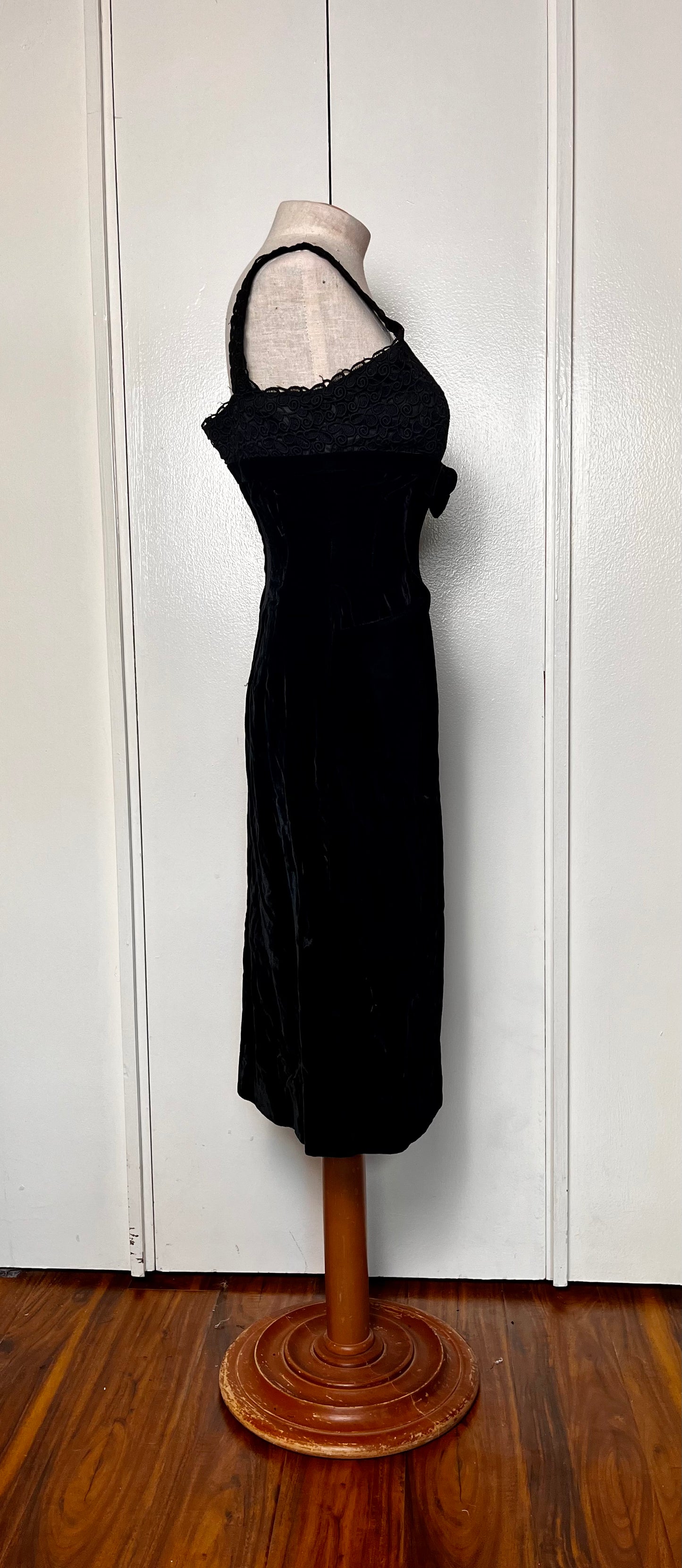 Vintage 1950's Black Velvet Wiggle Dress