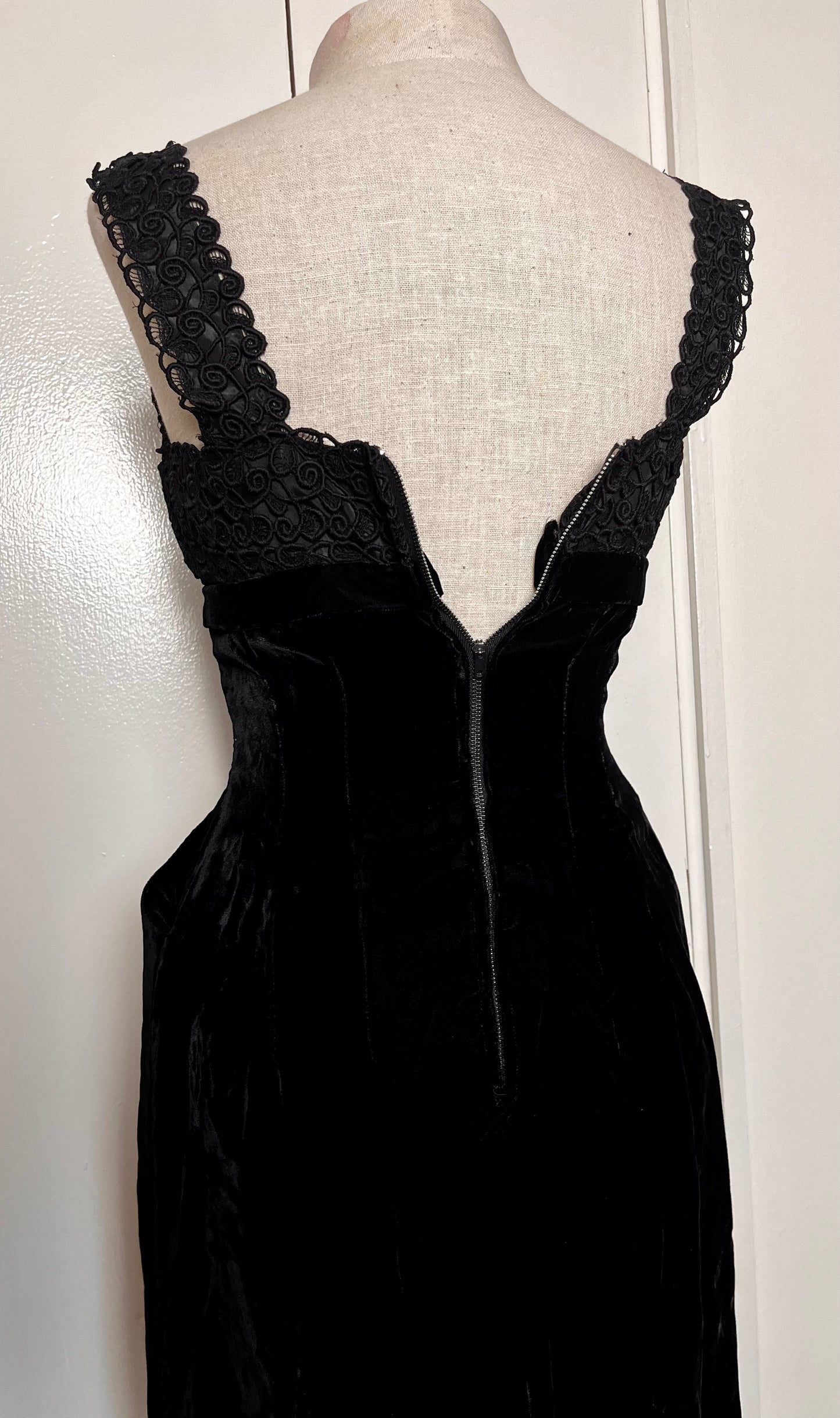 Vintage 1950's Black Velvet Wiggle Dress