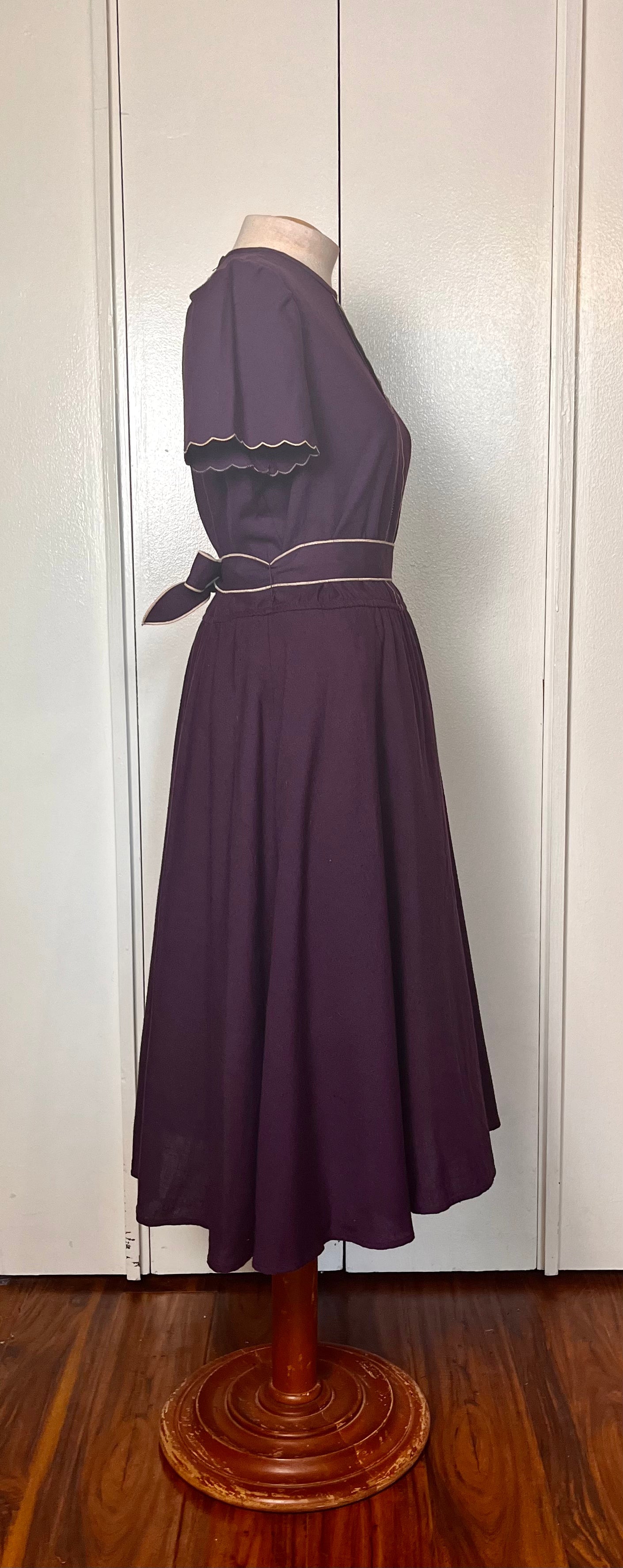 Vintage 1970's does 50's "Leslie Fay" Purple Fit n Flare Midi Dress with Belt