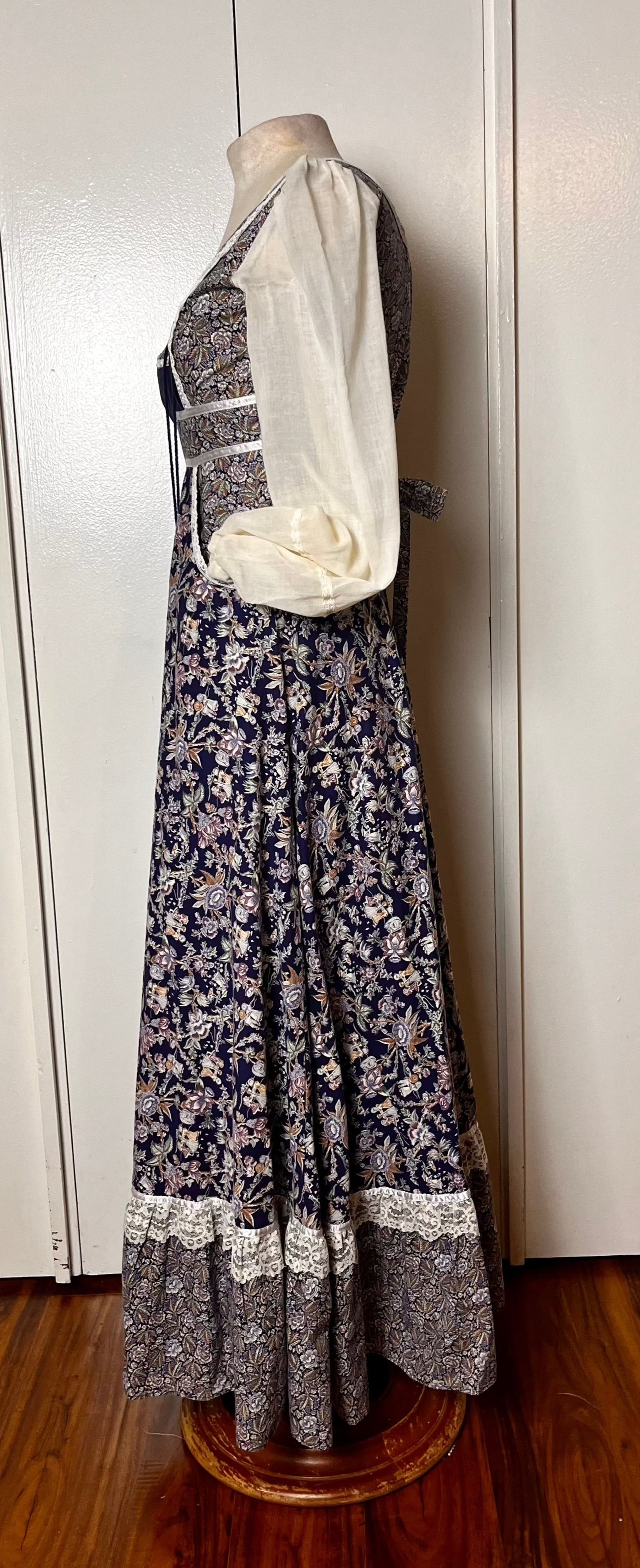 Vintage 1970's "Gunne Sax by Jessica McClintock" Blue (Child Print) Maxi Dress