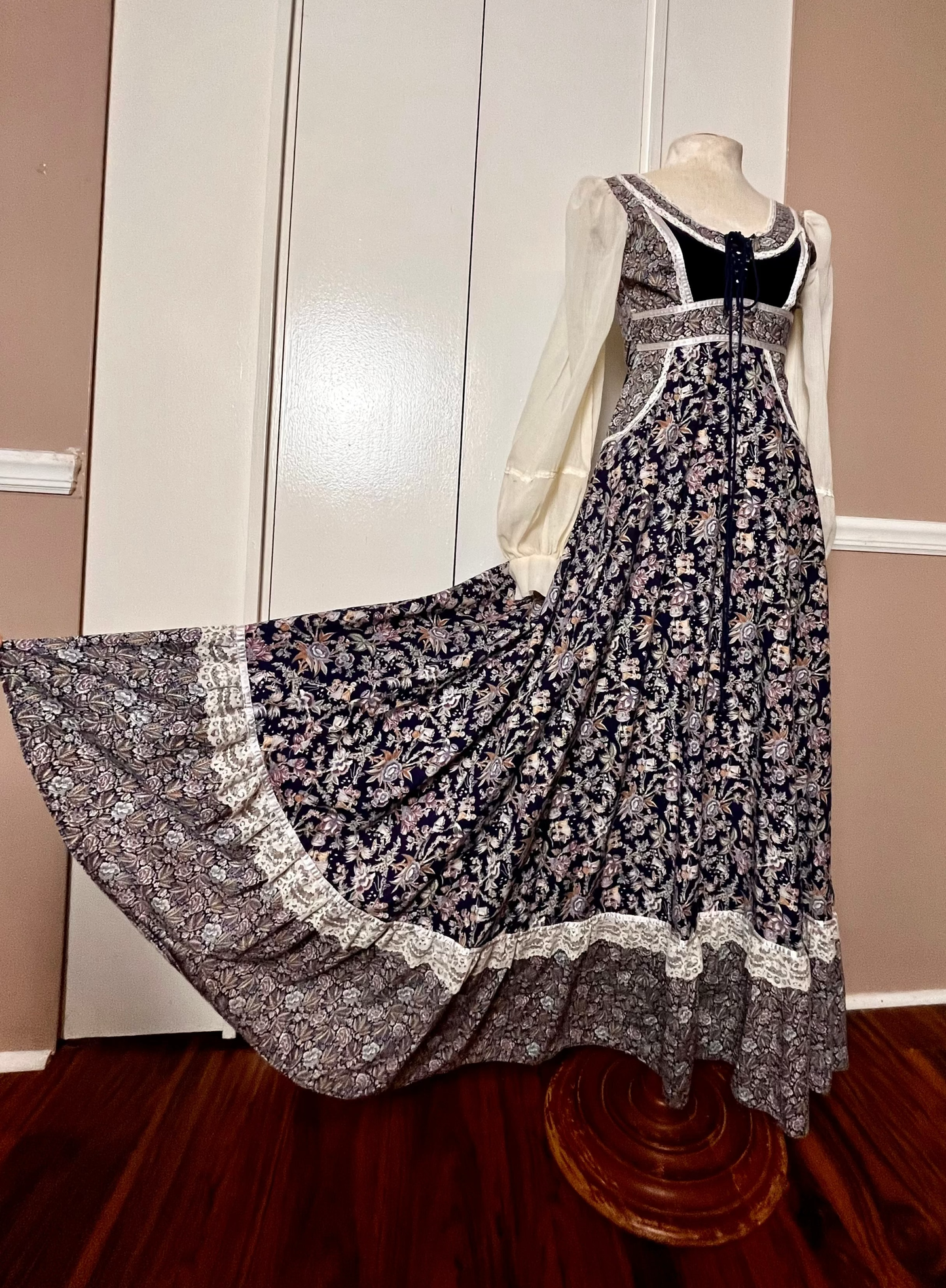 Vintage 1970's "Gunne Sax by Jessica McClintock" Blue (Child Print) Maxi Dress