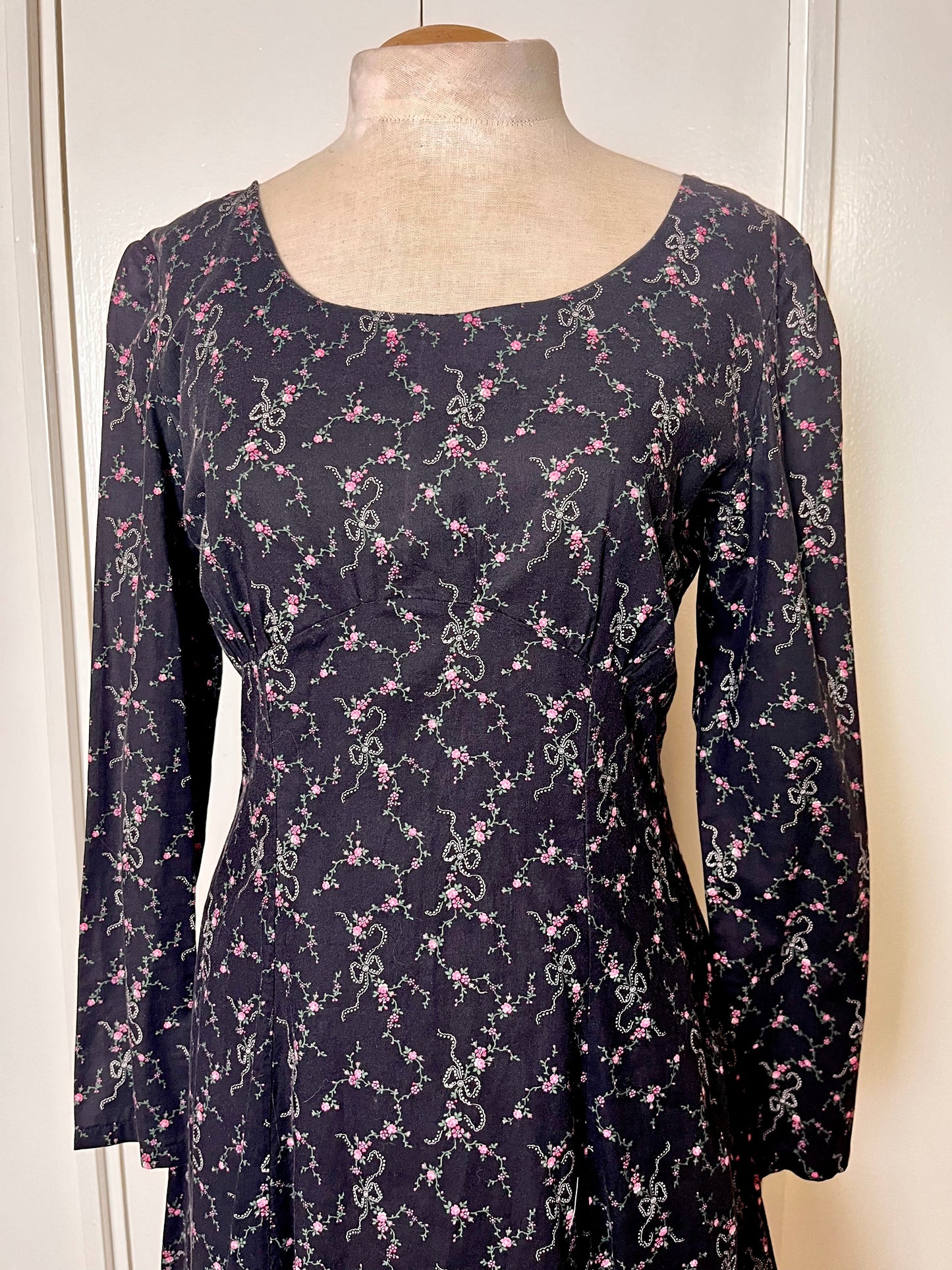Vintage 1980's "Home-Sewn" Wamsutta-Calico Mini Dress
