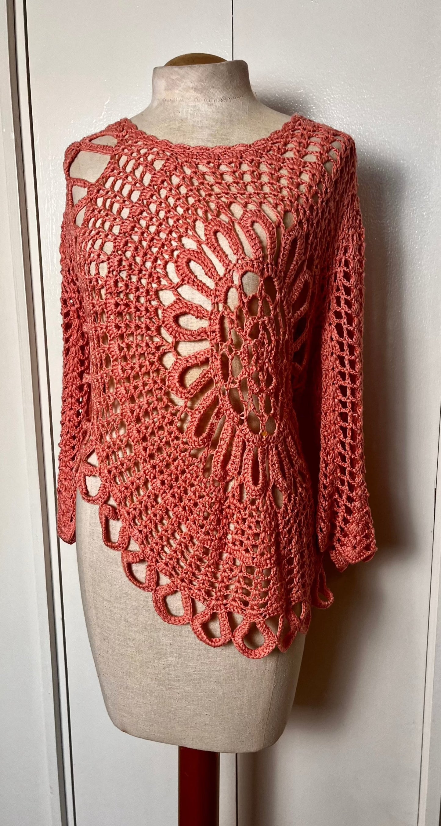 Vintage Salmon-Pink Crochet Top