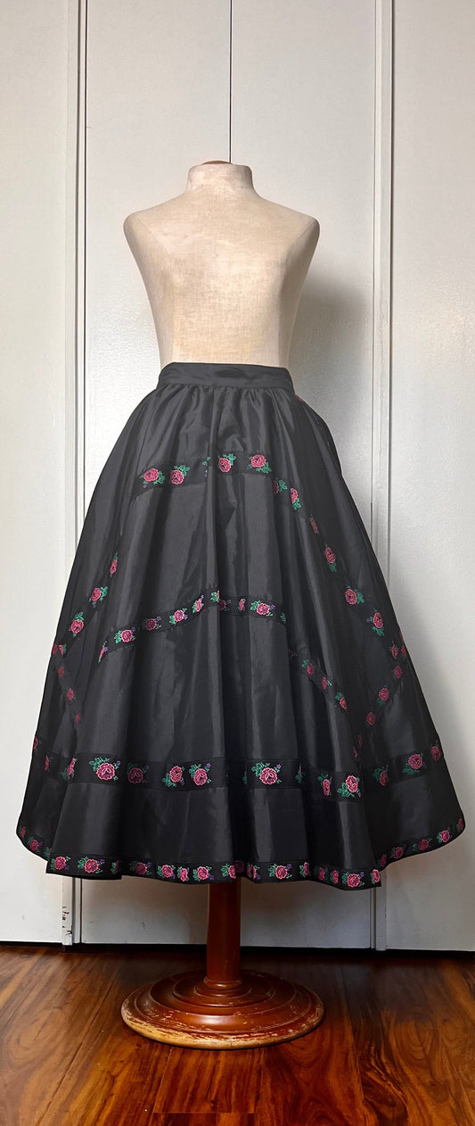 Vintage 1990's does 50's "Mondi" Black Rose Trim Circle Skirt