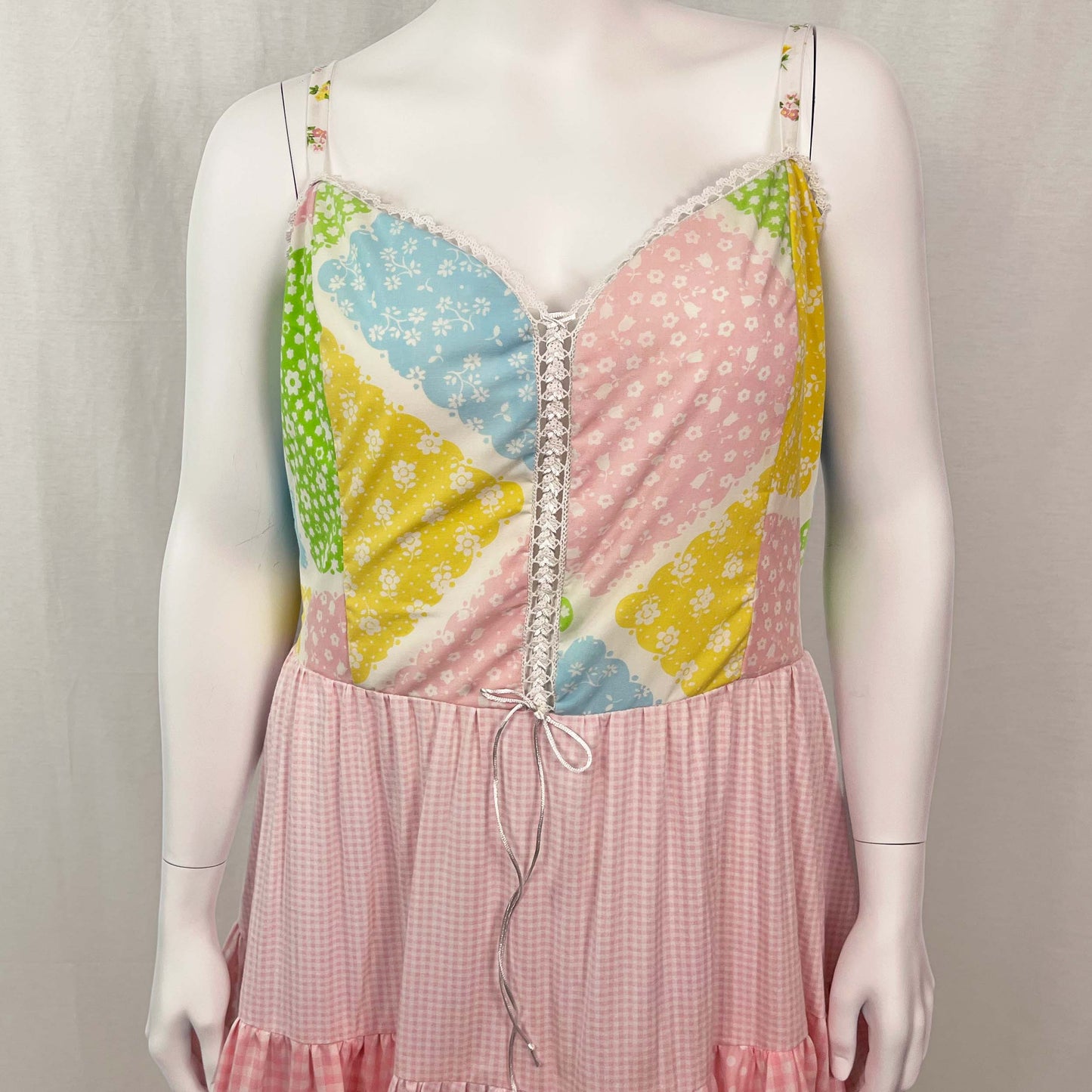 Picnic Sundress w/ Tiered Skirt (Size 2X)