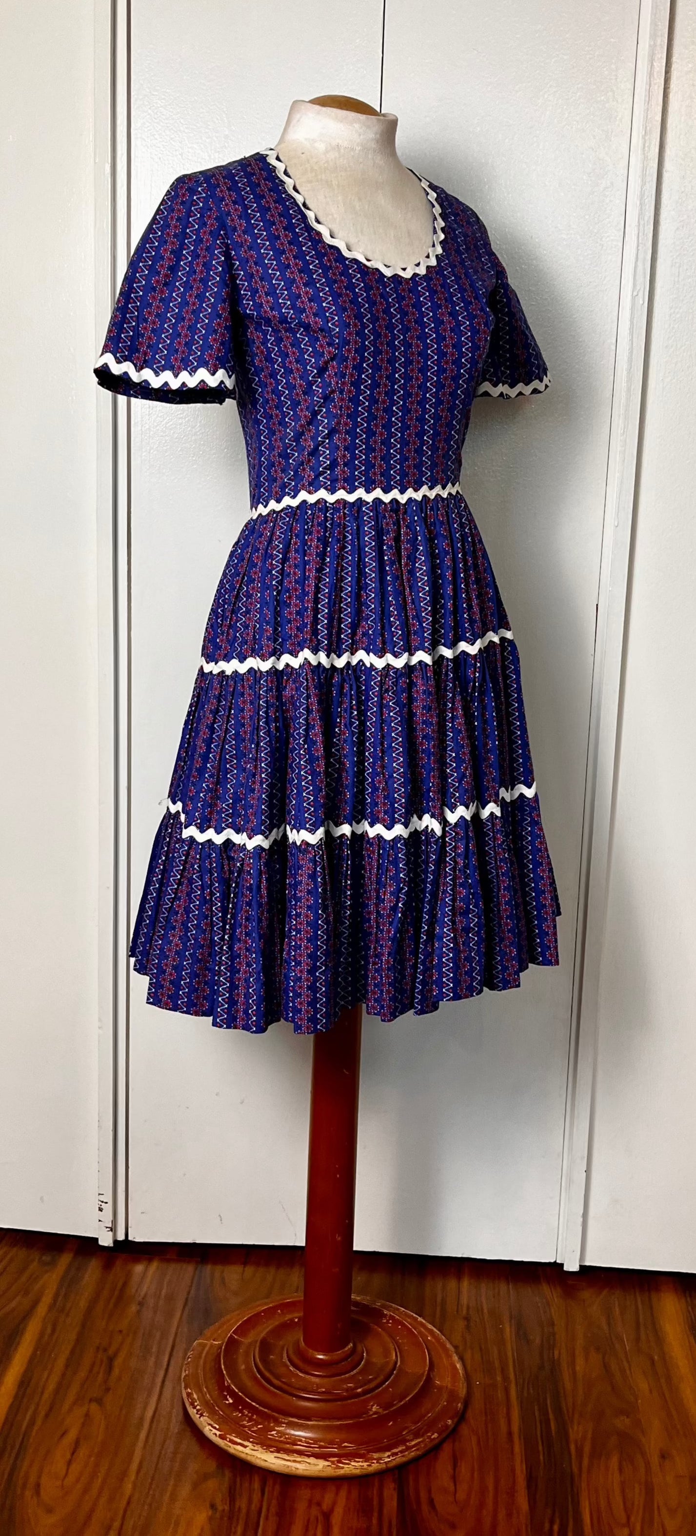 Vintage 1980's "Home-sewn" Square Dancing Dress in Blue & Red Calico