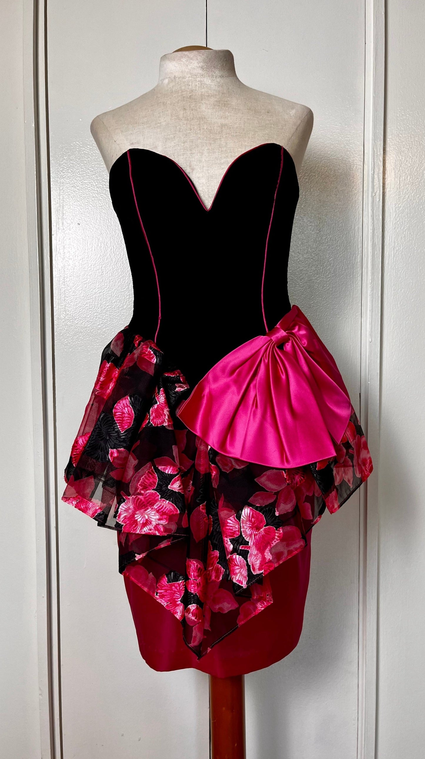 Vintage 1980's "Karen Okada for David Howard / Climax" Black Velvet with Hot Pink Piping and Pink Floral Chiffon w/ Satin Strapless Sweetheart Neckline and Peplum Waist Mini Dress