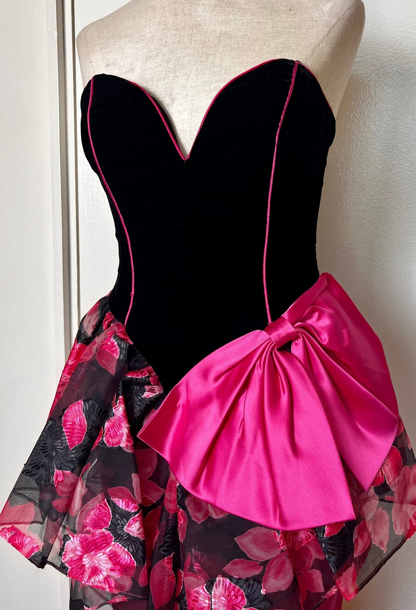 Vintage 1980's "Karen Okada for David Howard / Climax" Black Velvet with Hot Pink Piping and Pink Floral Chiffon w/ Satin Strapless Sweetheart Neckline and Peplum Waist Mini Dress