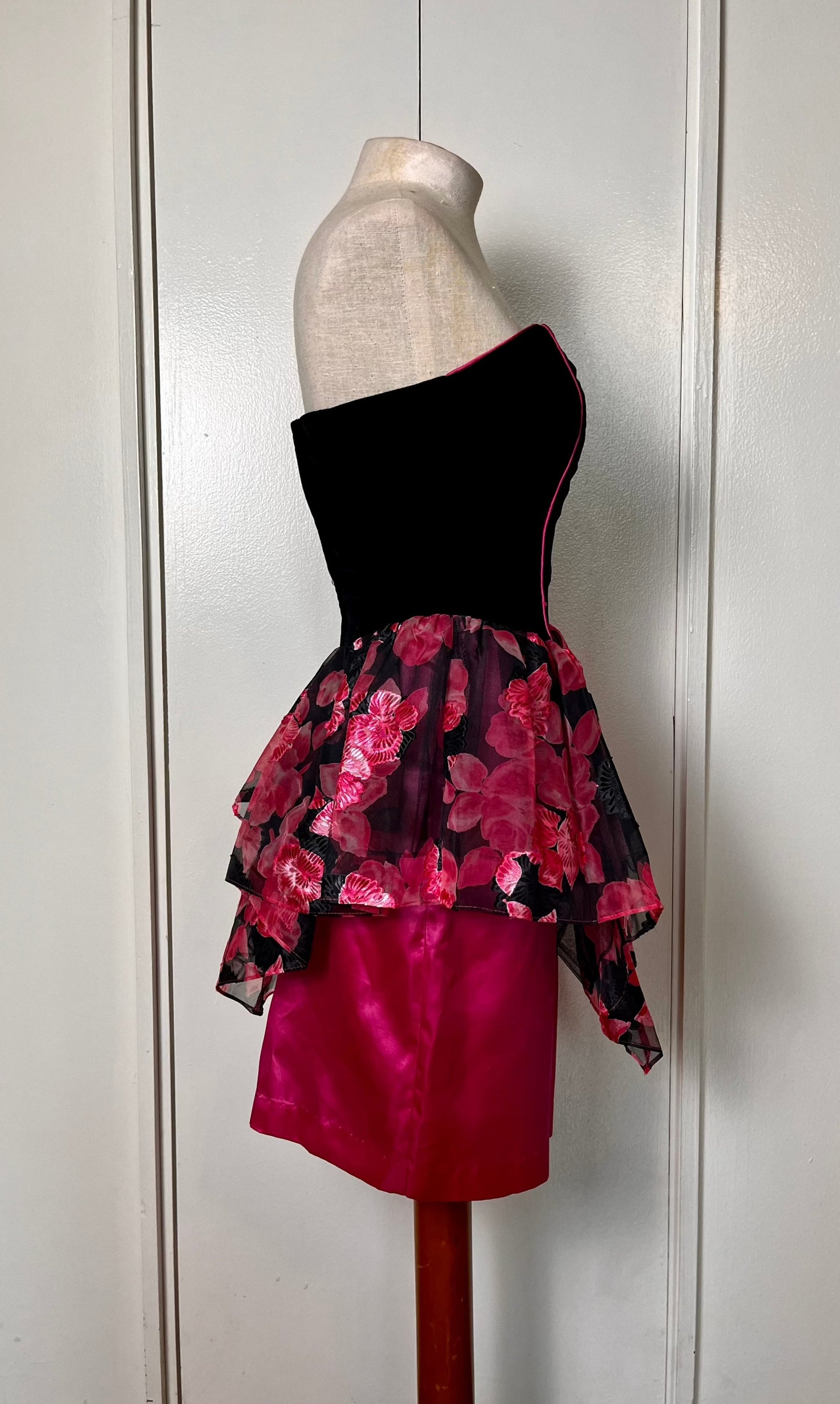 Vintage 1980's "Karen Okada for David Howard / Climax" Black Velvet with Hot Pink Piping and Pink Floral Chiffon w/ Satin Strapless Sweetheart Neckline and Peplum Waist Mini Dress