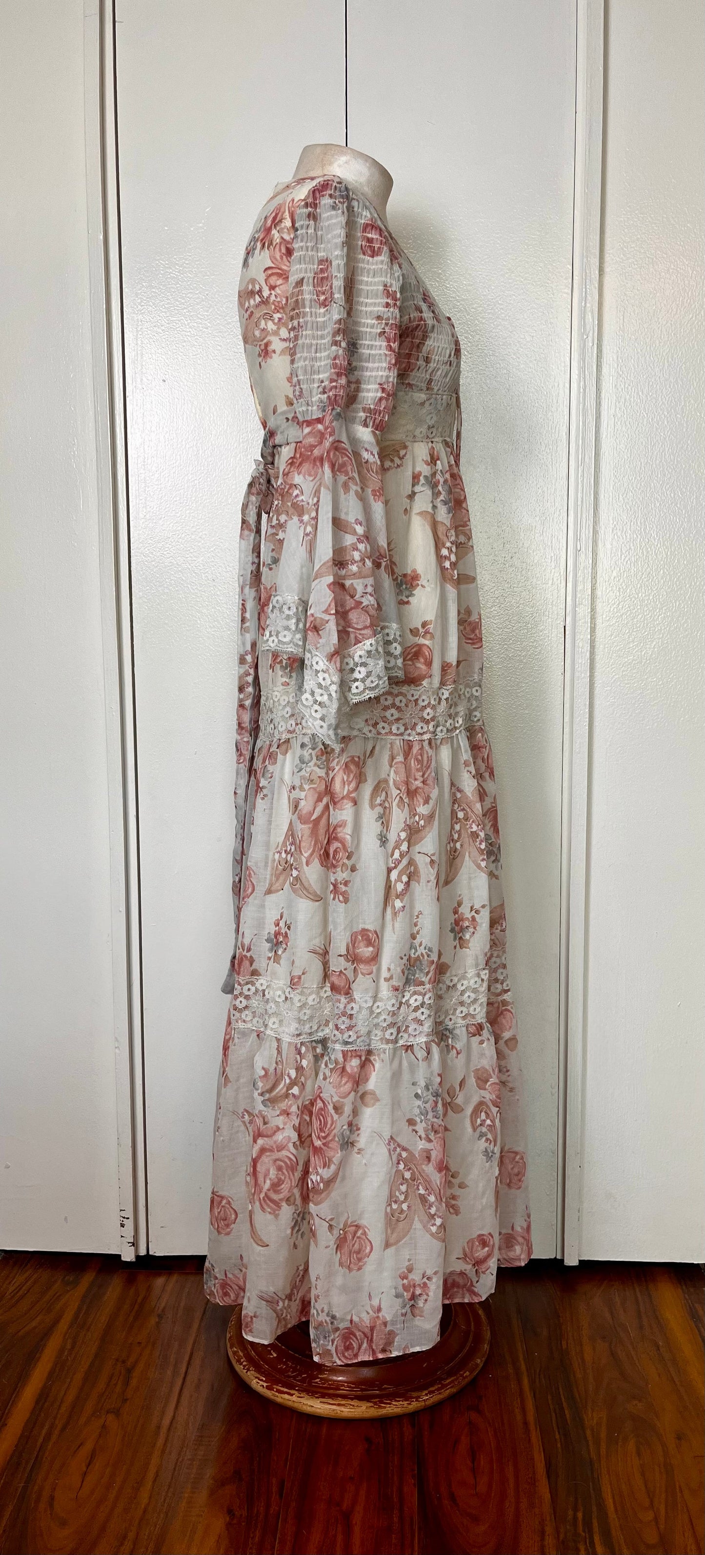 Vintage 1970's Pink Floral Trumpet Sleeve Maxi Prairie Dress