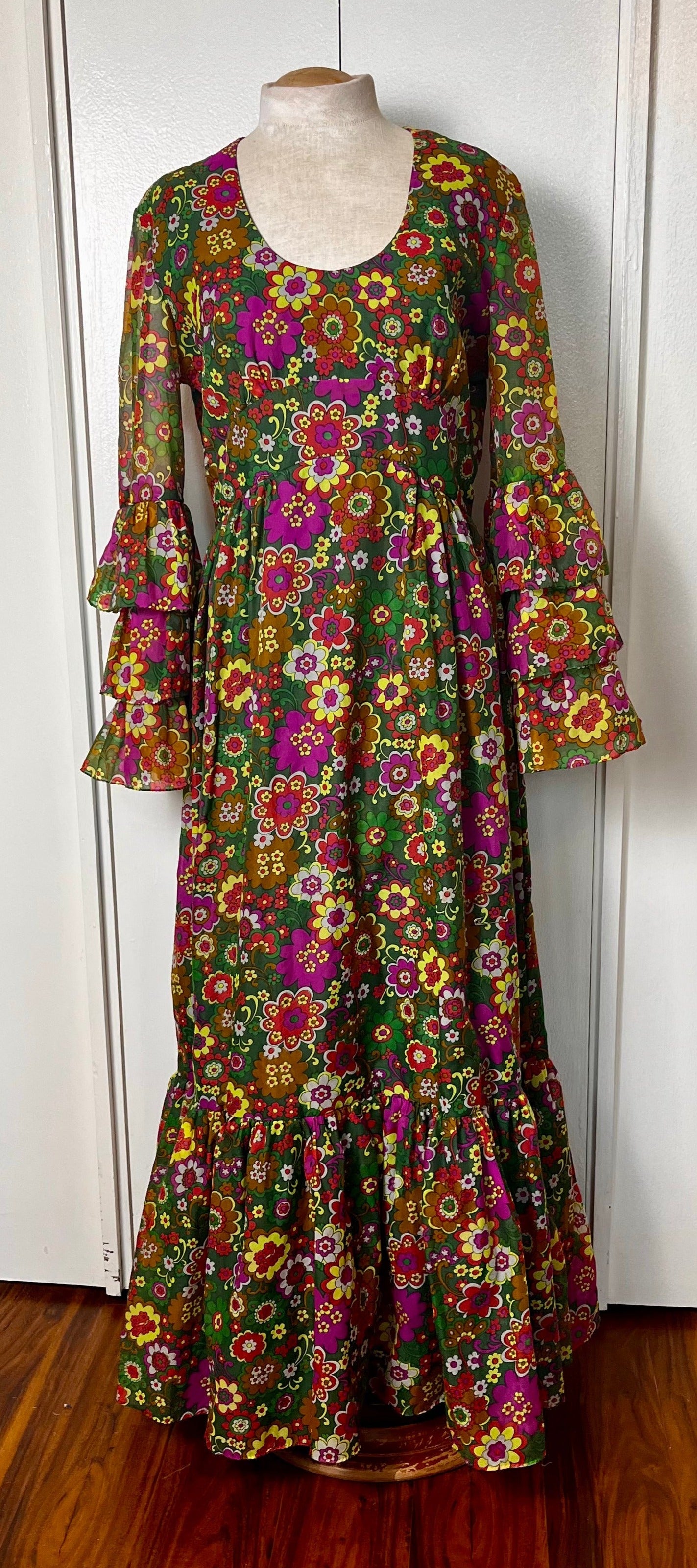 Vintage 1970's Groovy-Floral Bohemian Trumpet Sleeve Maxi Dress