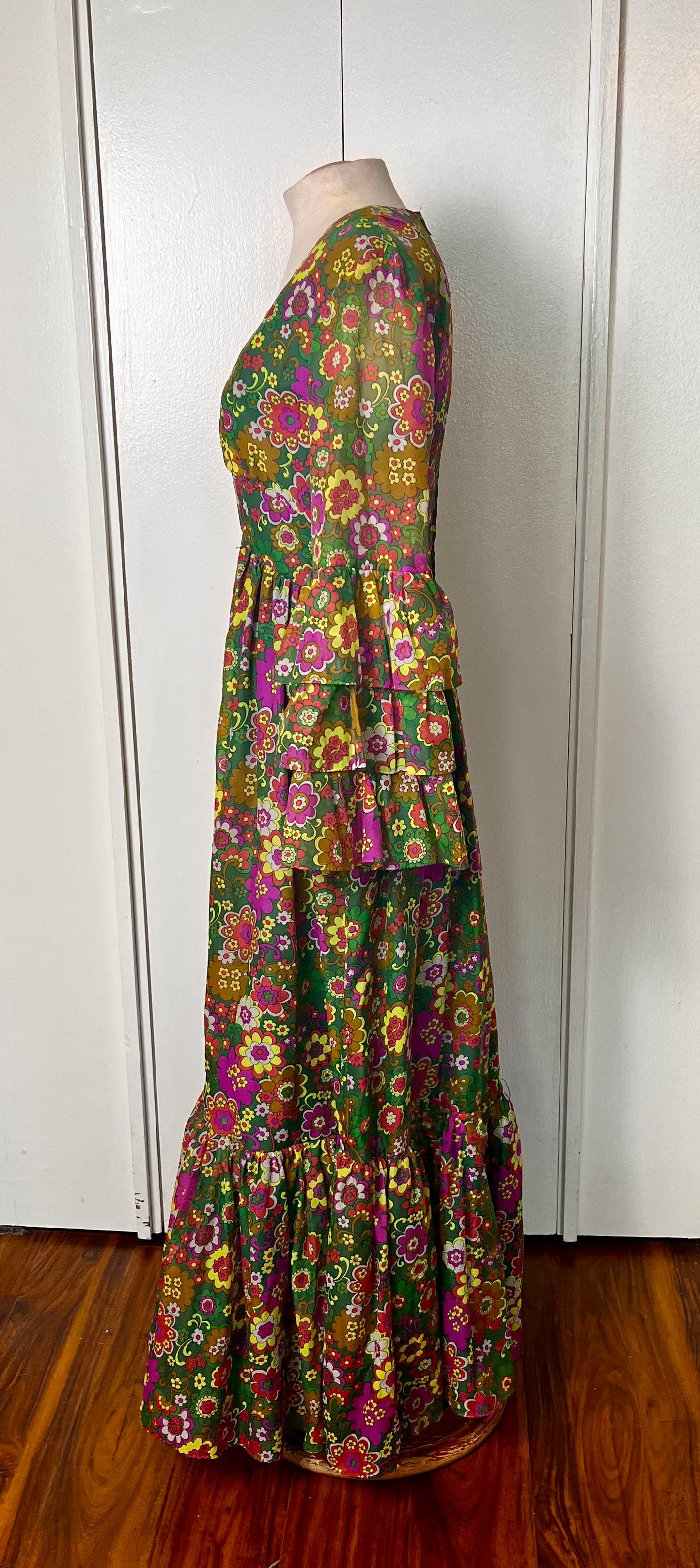 Vintage 1970's Groovy-Floral Bohemian Trumpet Sleeve Maxi Dress