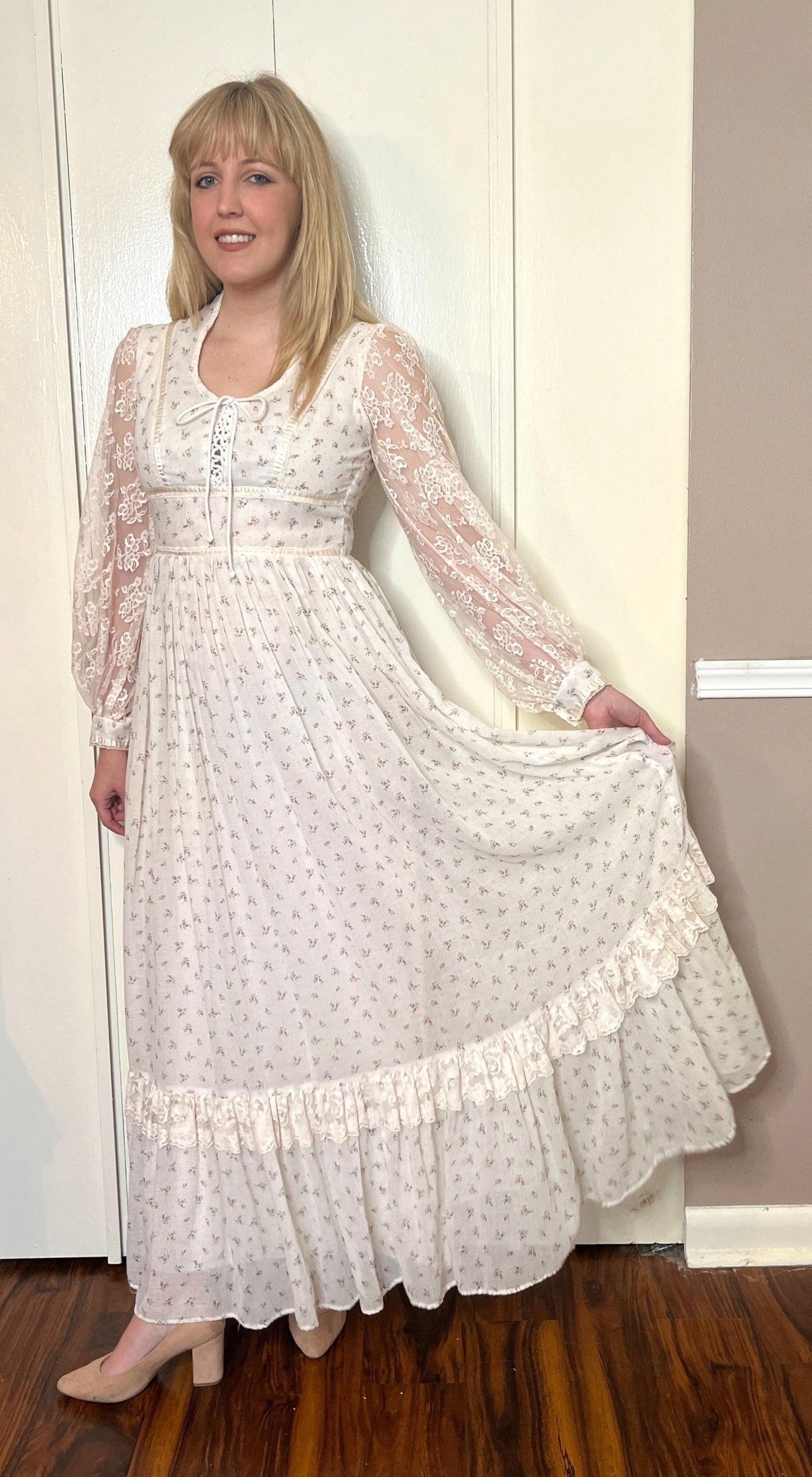 Vintage 1970’s "Gunne Sax by Jessica McClintock" White and Rosebuds Long Sleeve Maxi Dress