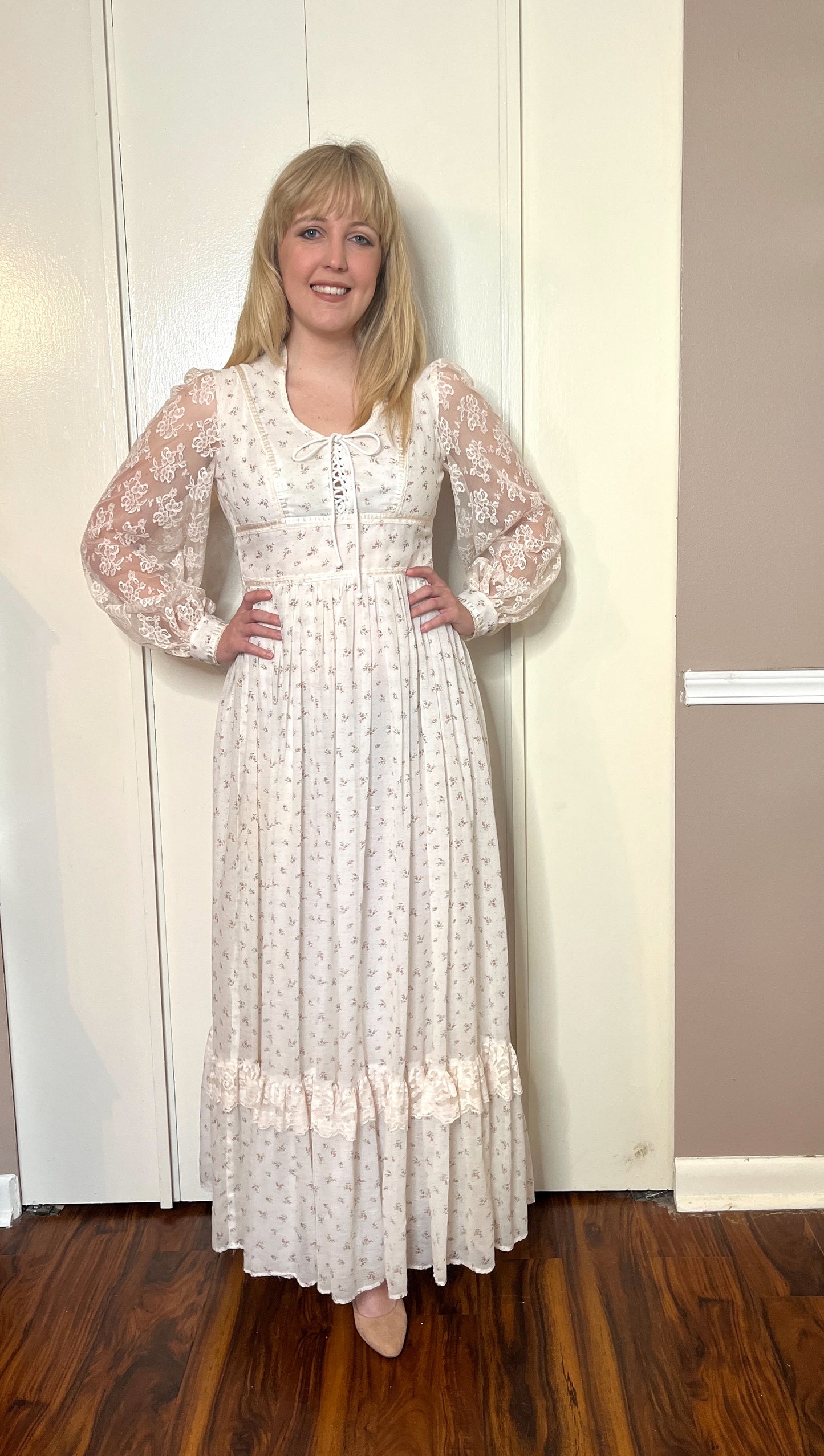 Vintage 1970’s "Gunne Sax by Jessica McClintock" White and Rosebuds Long Sleeve Maxi Dress