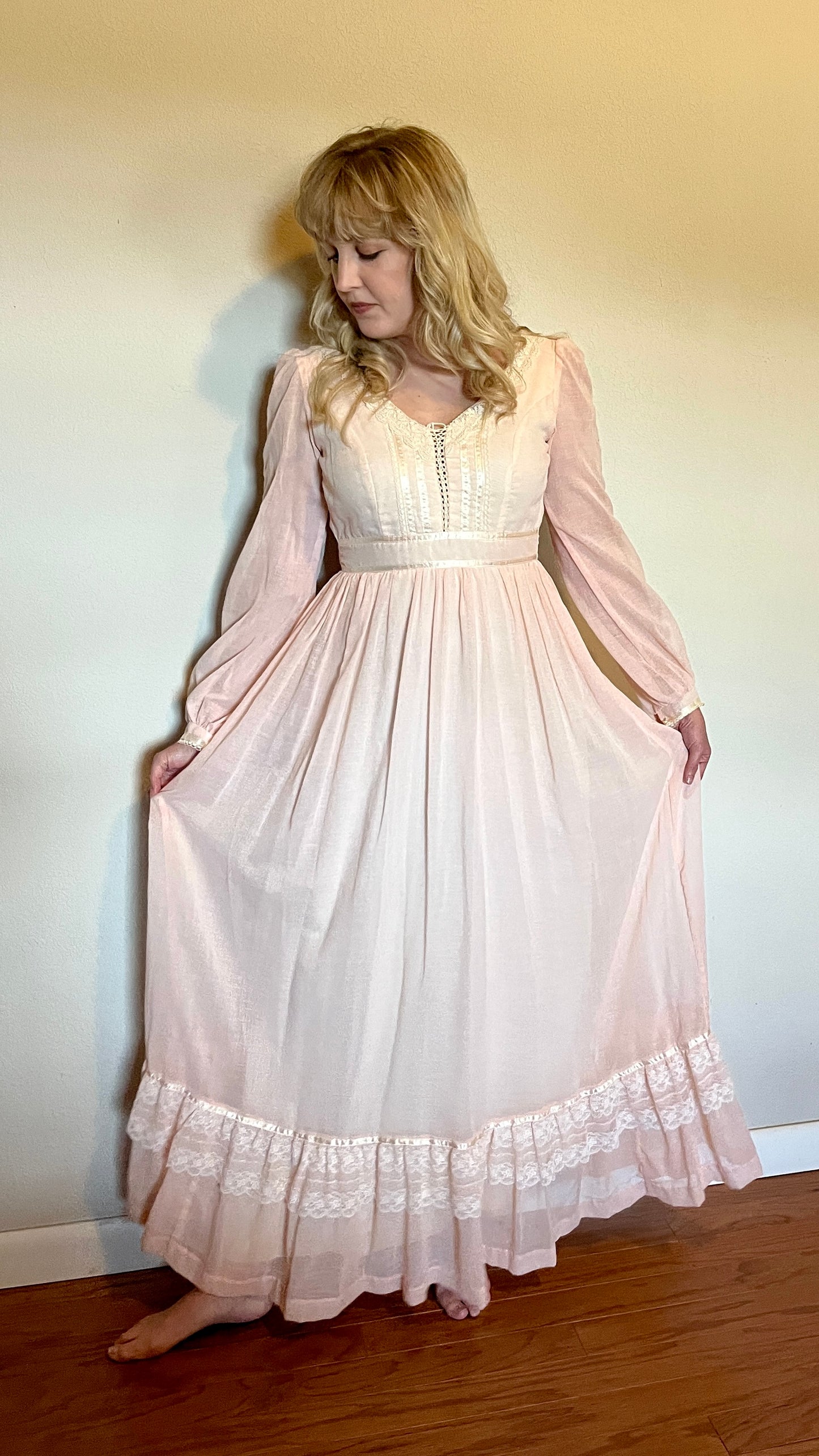 Vintage 1970’s "Gunne Sax by Jessica McClintock" Baby Pink Long Sleeve Maxi Dress