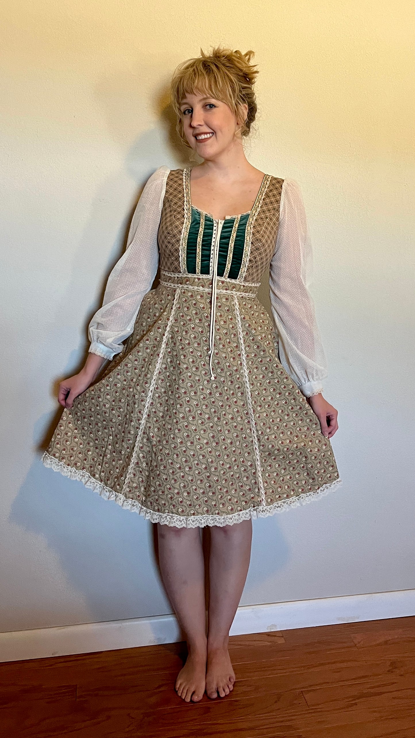 Vintage 1970’s "Gunne Sax by Jessica McClintock" Beige & Green Calico & Velvet Midi Dress (Altered)