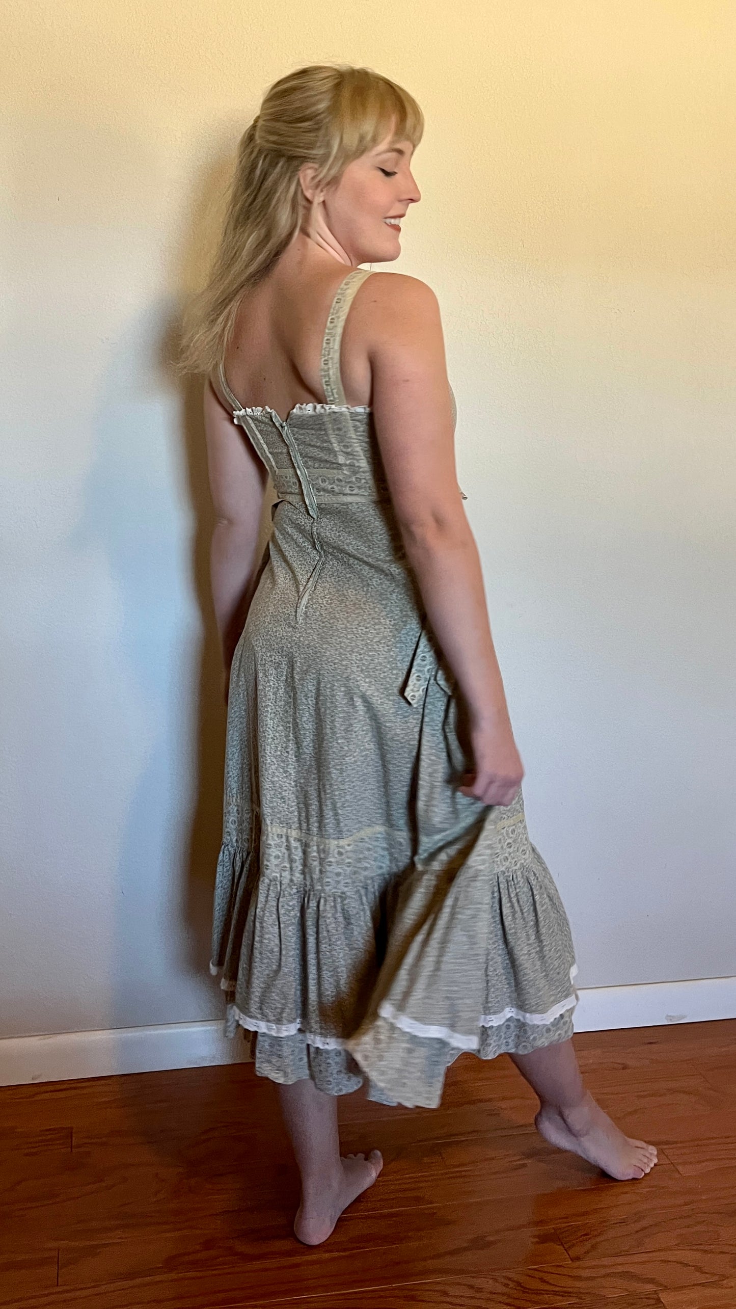 Vintage 1970’s "Gunne Sax by Jessica McClintock" Button-Front Tan & Gold Sundress