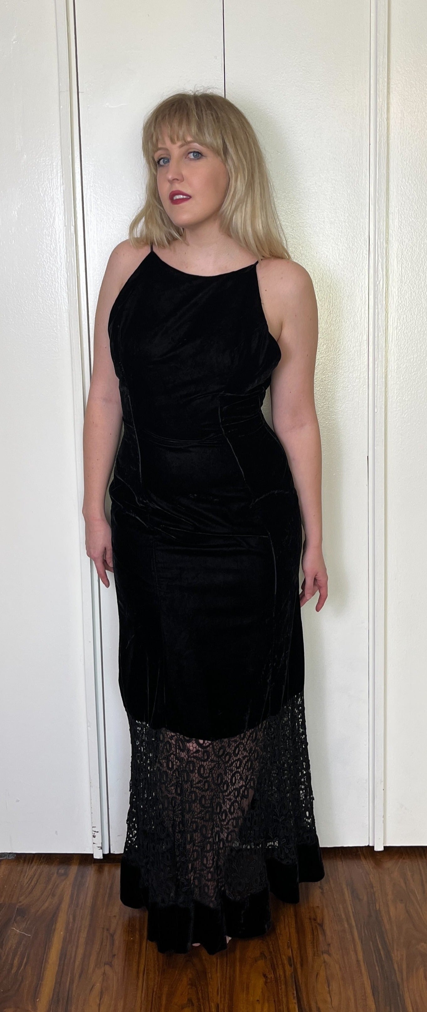 Vintage 1990's "Jessica McClintock" Black Velvet & Black Lace Sleeveless Maxi Dress