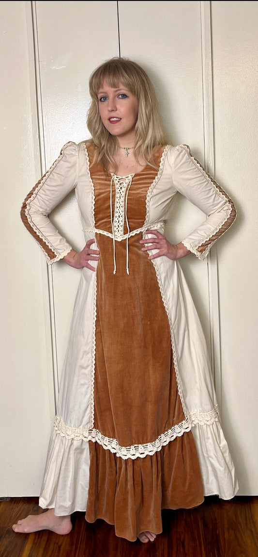 Vintage 1970's "Gunne Sax by Jessica McClintock" Brown Velvet & Cotton Muslin Long Sleeve Maxi Dress