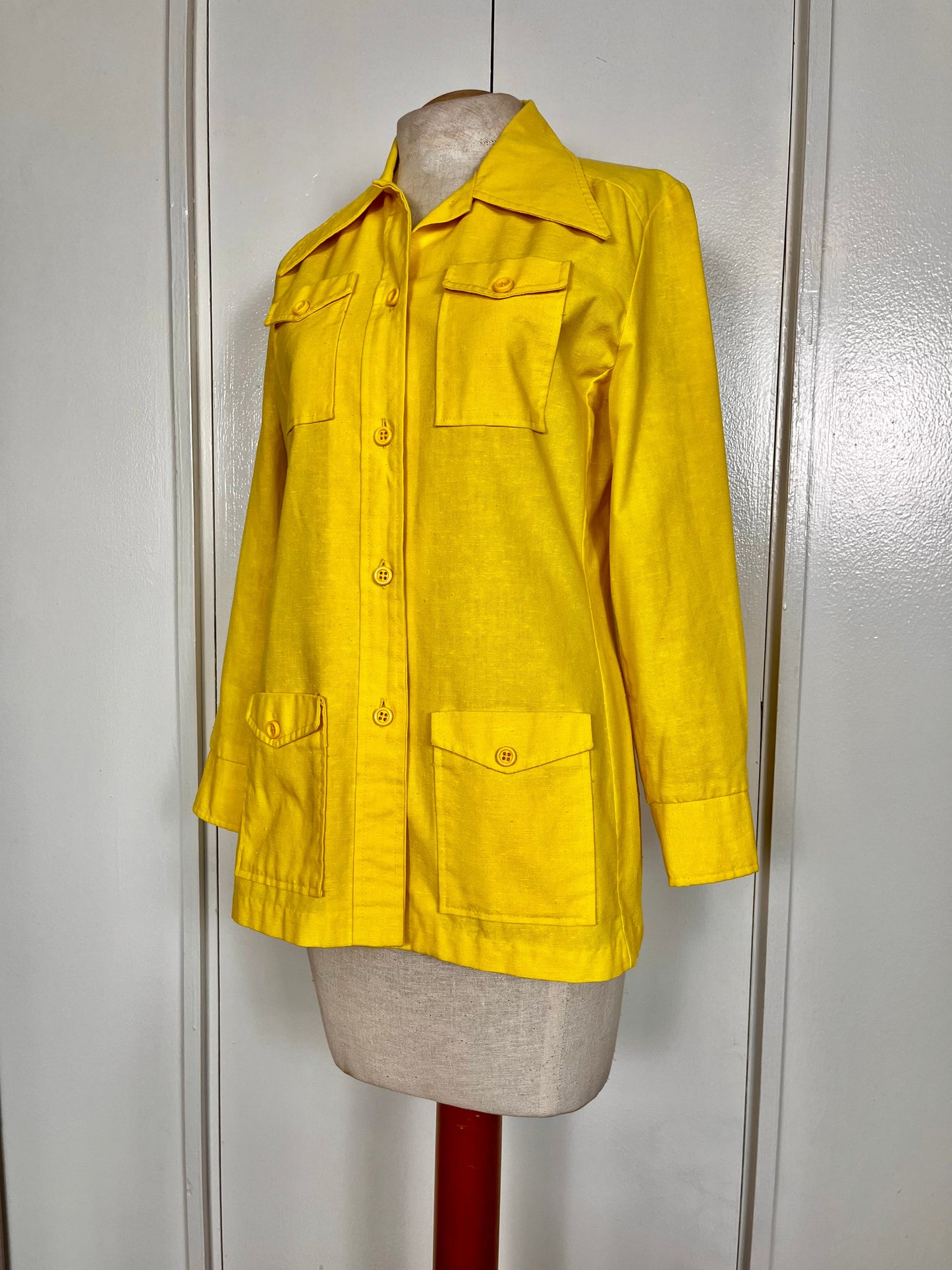 Vintage 1970's "Gordon of Philadelphia" Yellow Dagger Collar Shirt