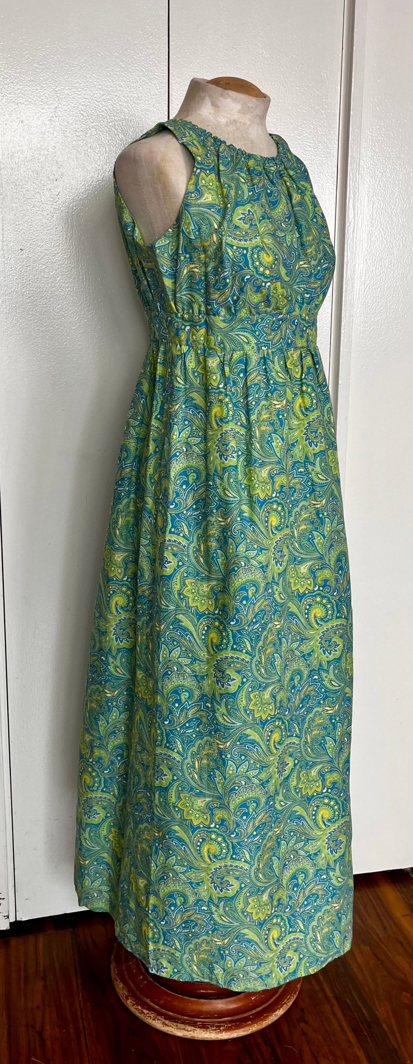 Vintage 1970's "Home-Sewn" Green Paisley Dress