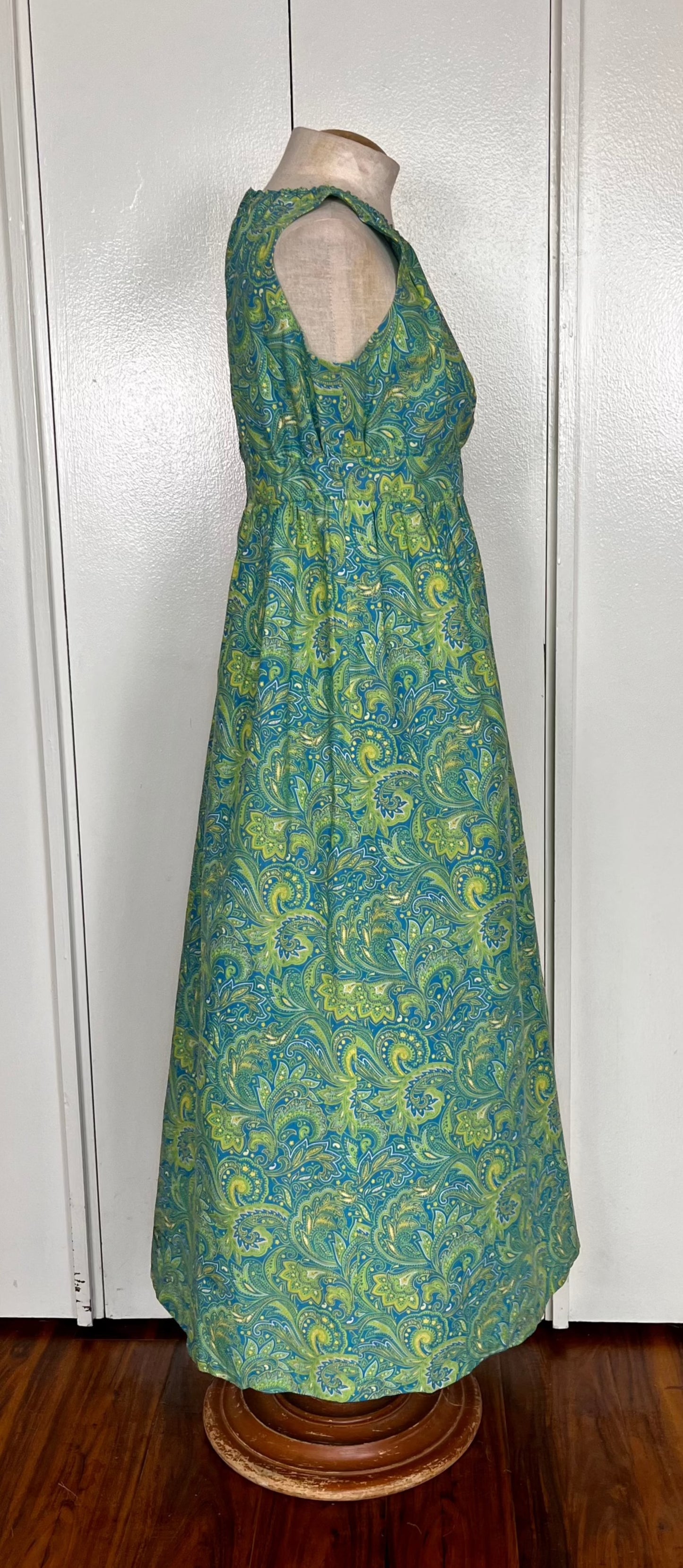 Vintage 1970's "Home-Sewn" Green Paisley Dress