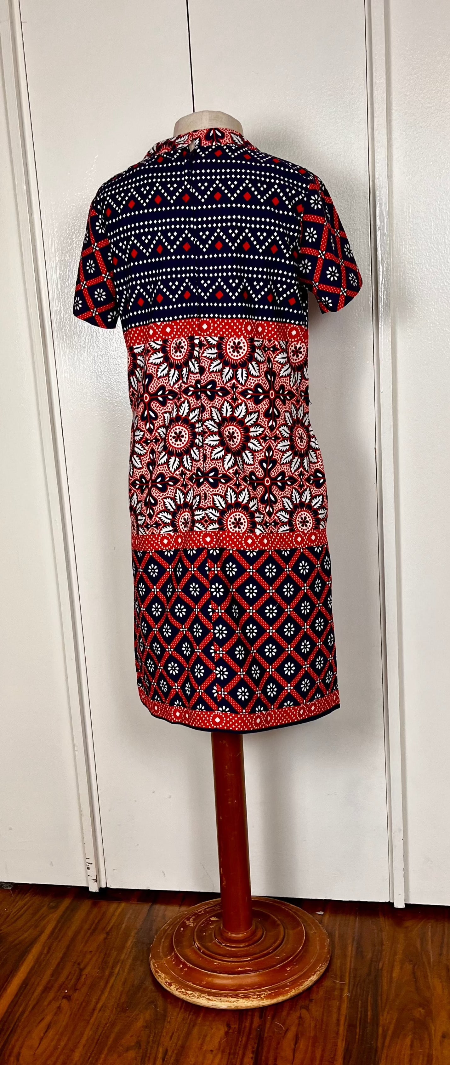 Vintage 1960's Red & Blue Abstract Shift Dress