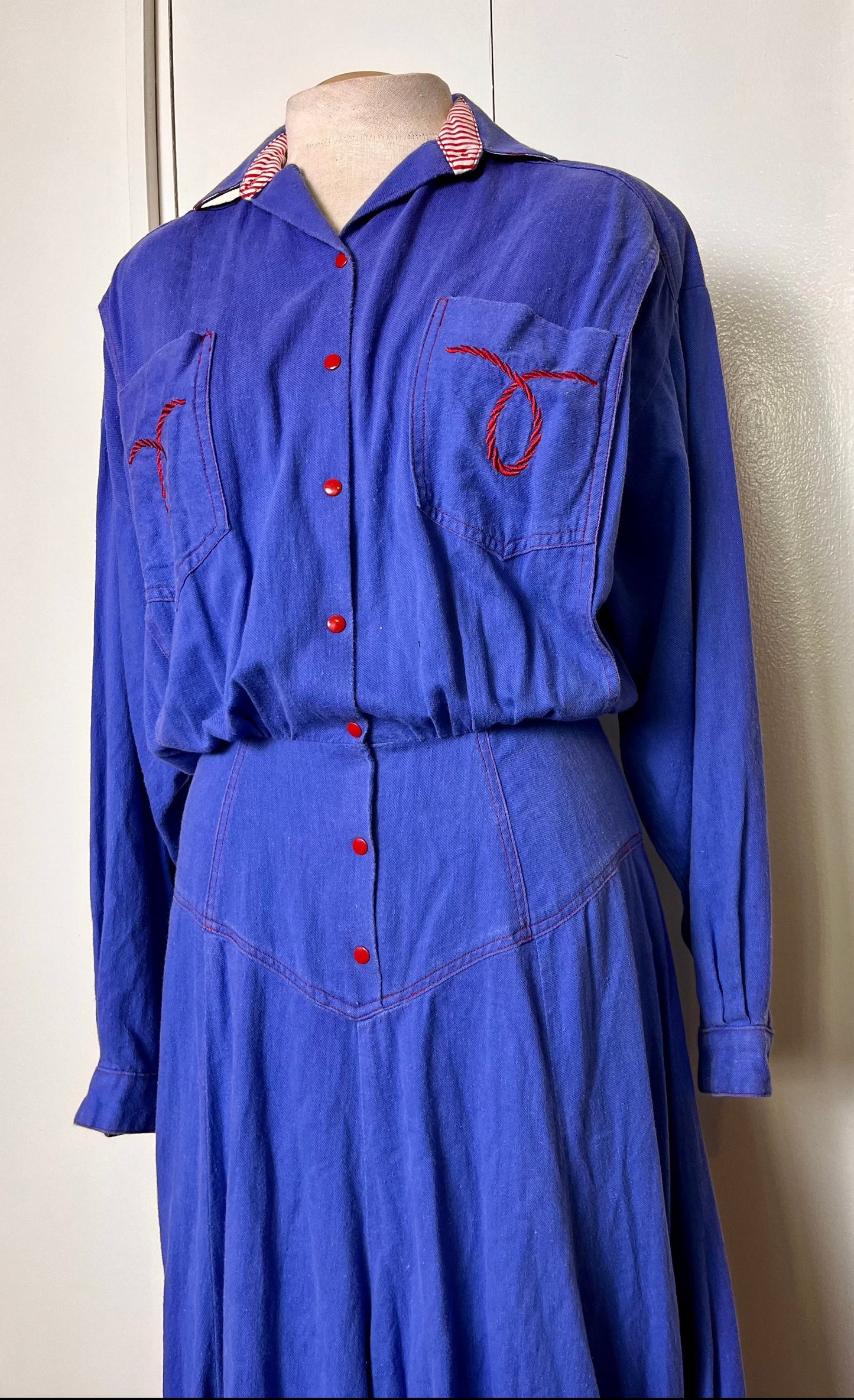 Vintage 1980's "Temtex" Blue and Red Blouson Western-Style Dress