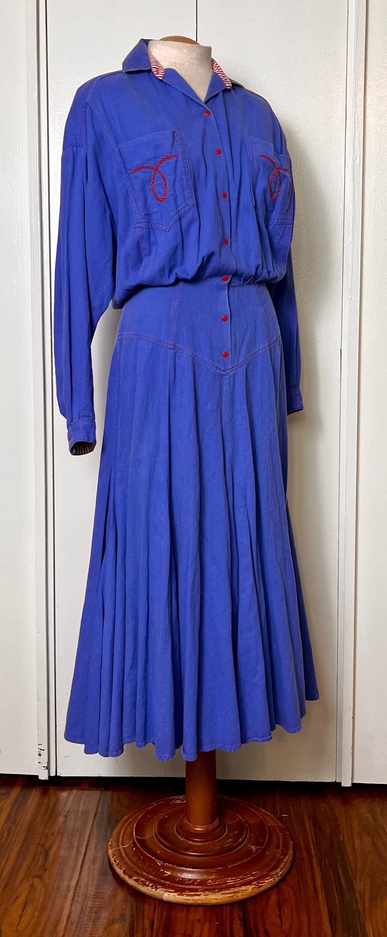 Vintage 1980's "Temtex" Blue and Red Blouson Western-Style Dress