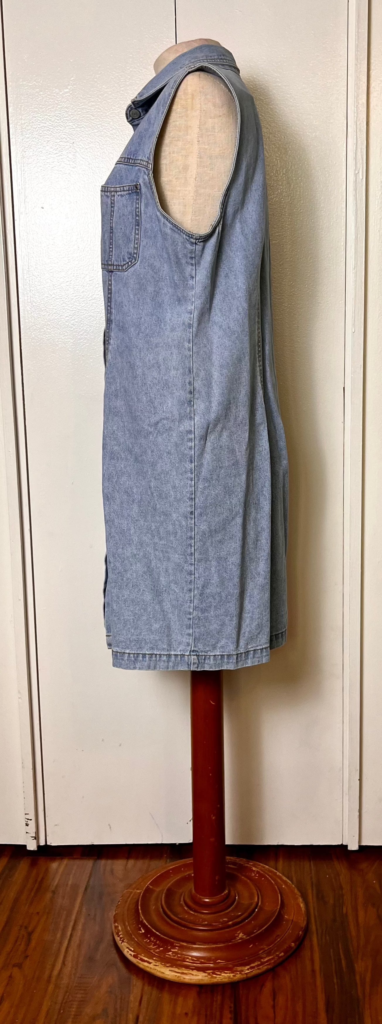 Vintage 1990's "Bill Blass" Light-Wash Denim Mini Dress