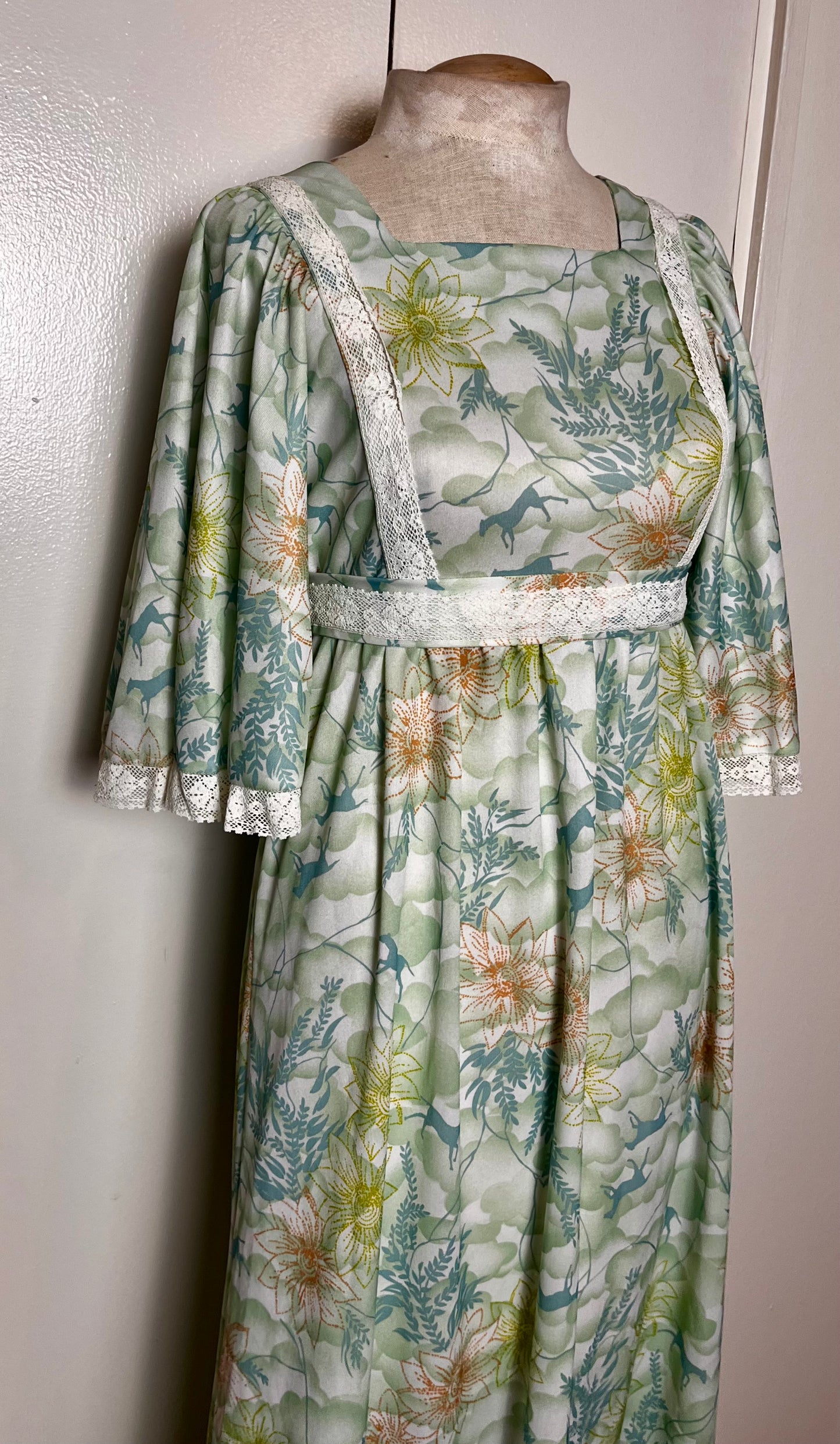 Vintage 1970’s Teal Horse-Print Flutter Sleeve Maxi Dress