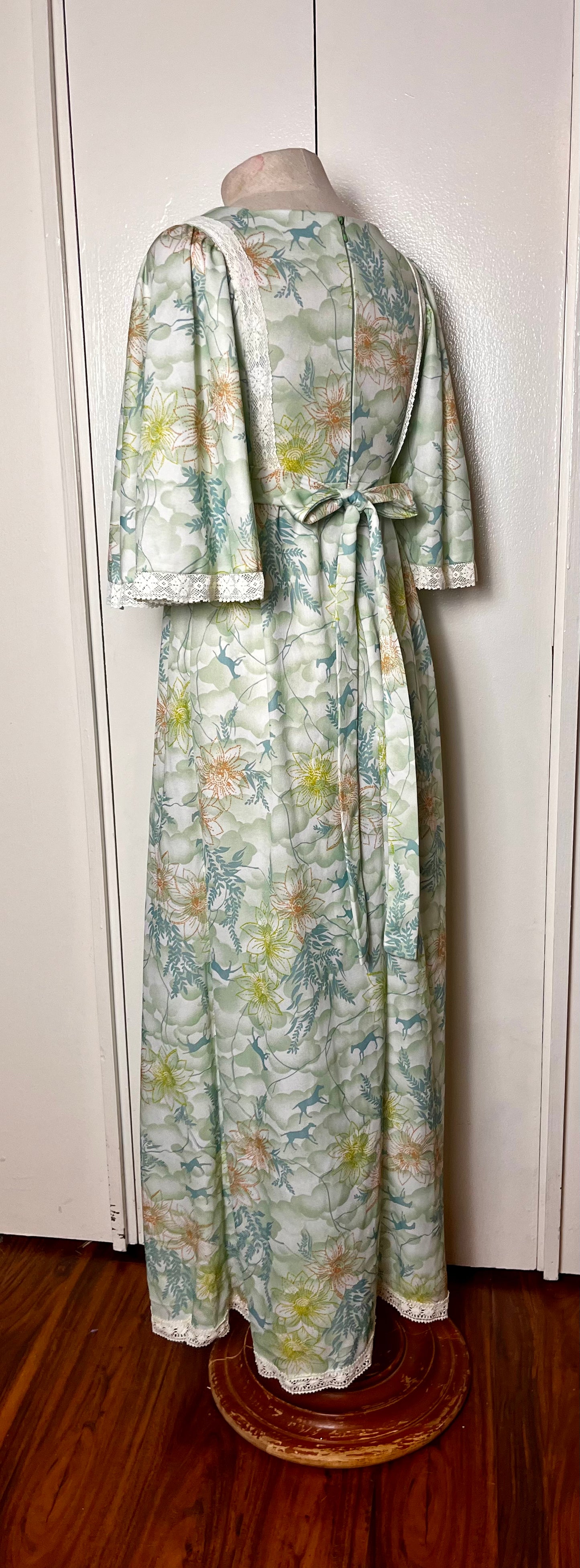 Vintage 1970’s Teal Horse-Print Flutter Sleeve Maxi Dress