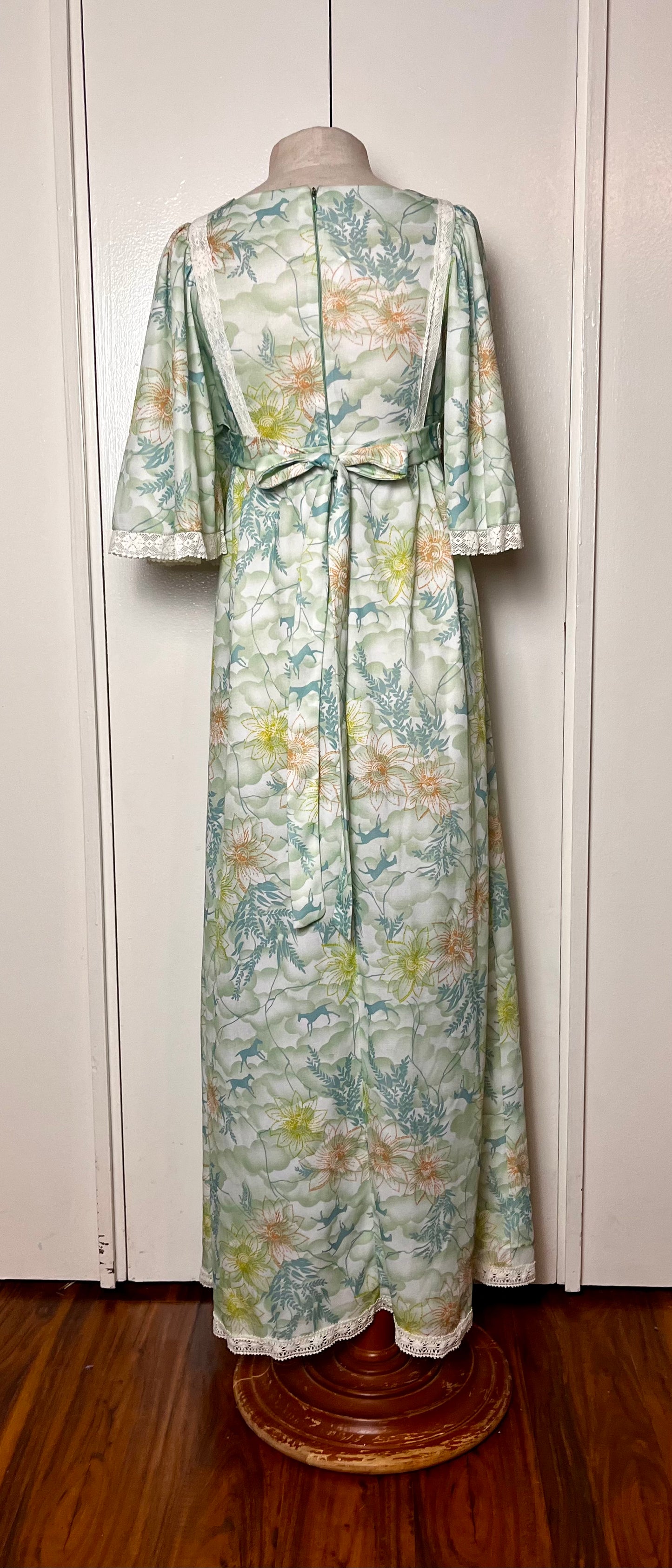 Vintage 1970’s Teal Horse-Print Flutter Sleeve Maxi Dress