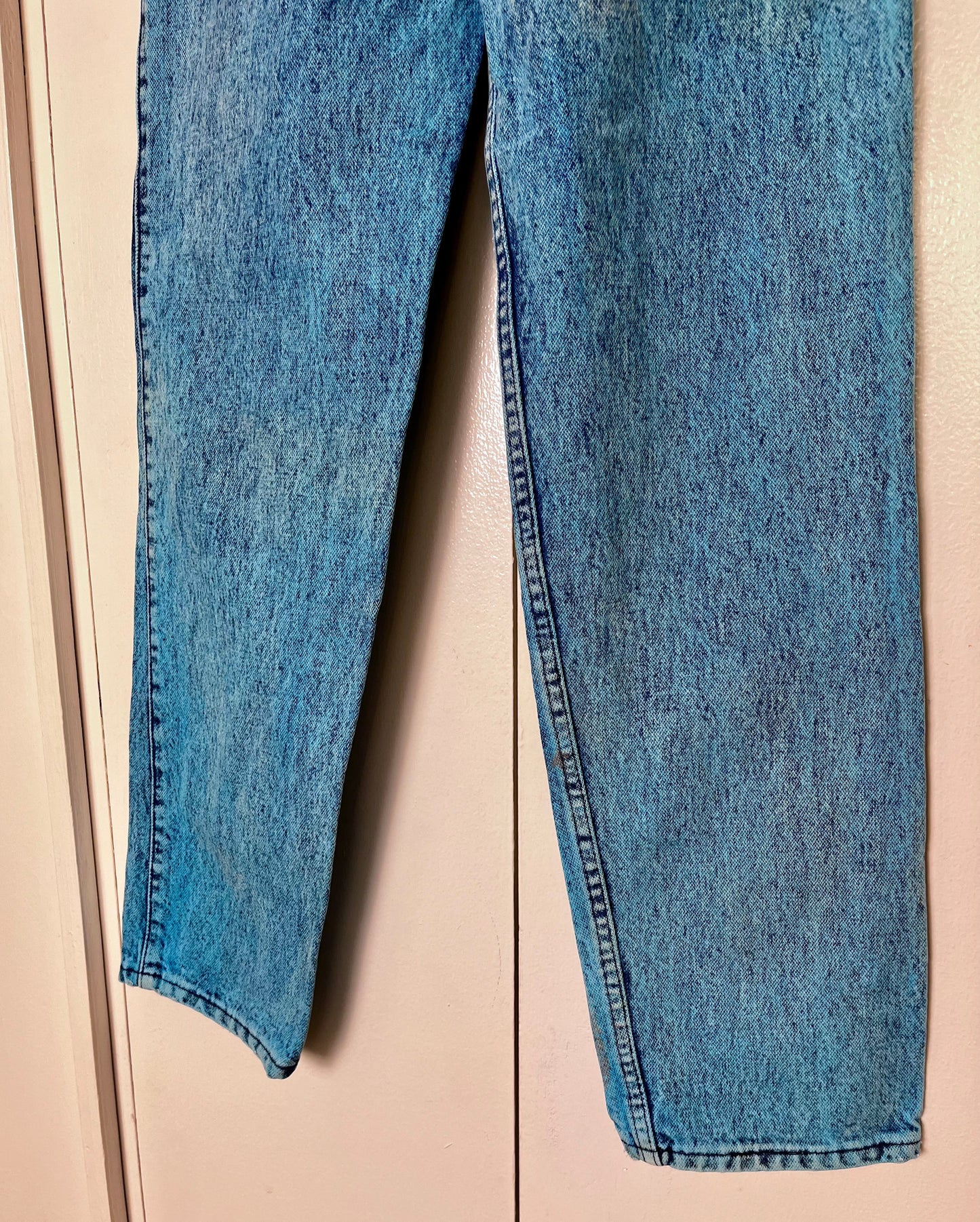 Vintage 1980's " Wrangler" Blue Acid Wash Jeans